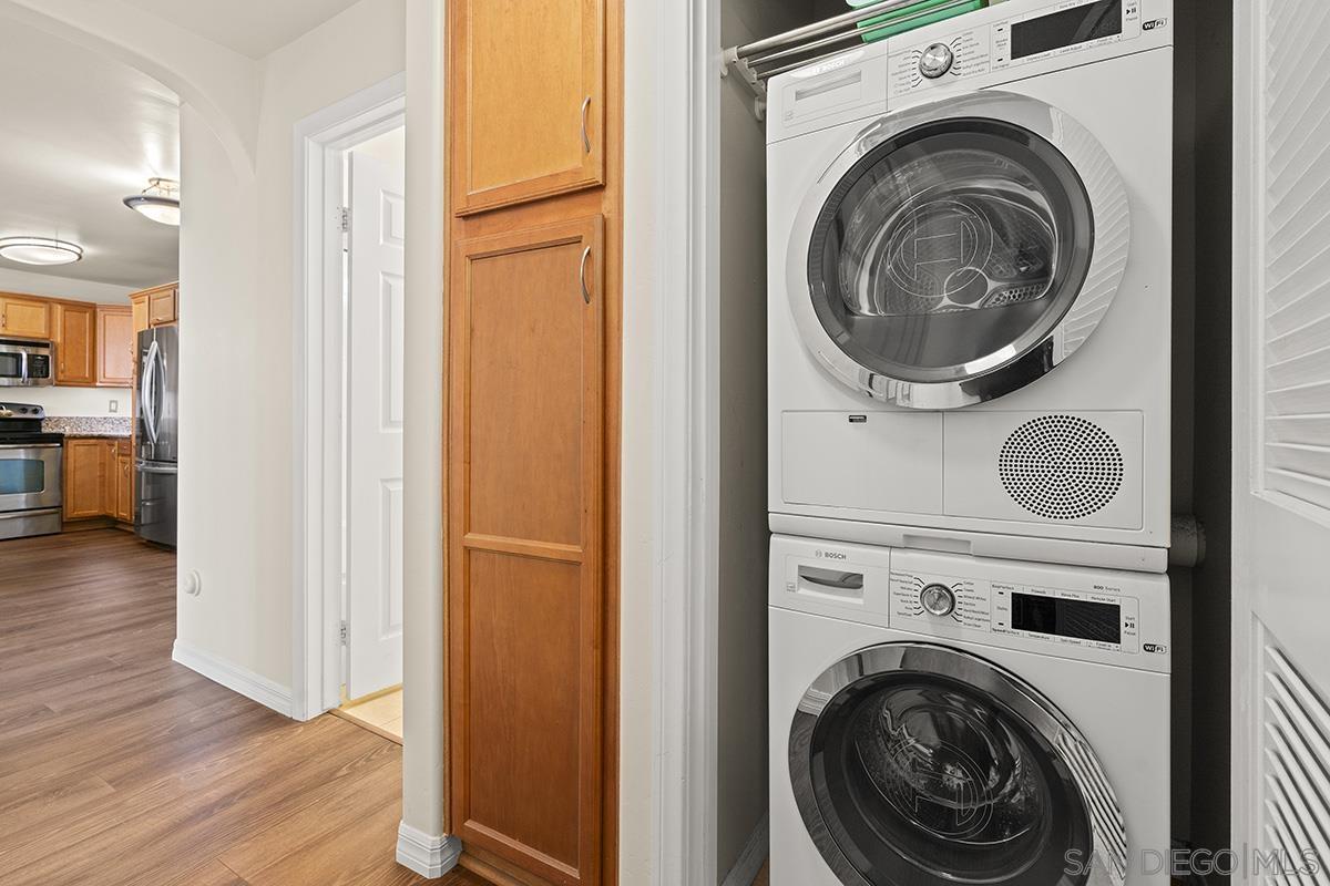 Detail Gallery Image 21 of 35 For 5252  Balboa Arms  #120,  San Diego,  CA 92117 - 2 Beds | 2 Baths