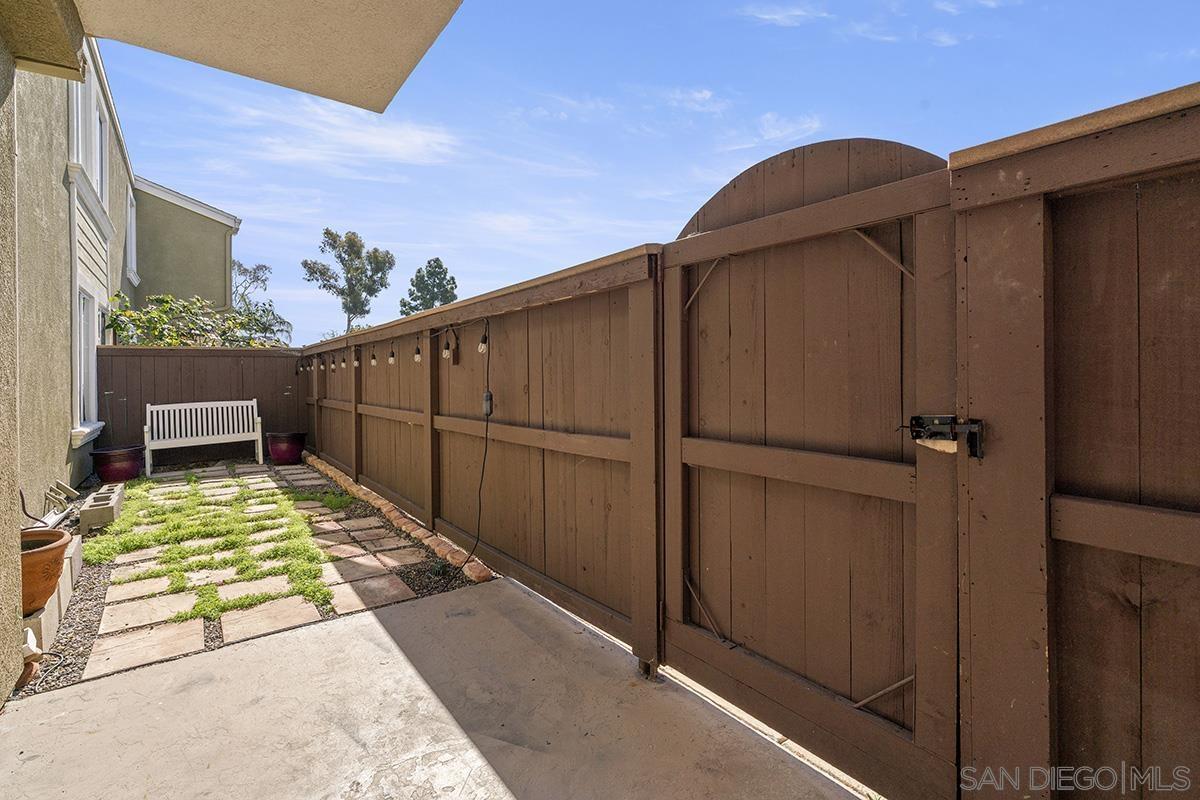 Detail Gallery Image 23 of 35 For 5252  Balboa Arms  #120,  San Diego,  CA 92117 - 2 Beds | 2 Baths