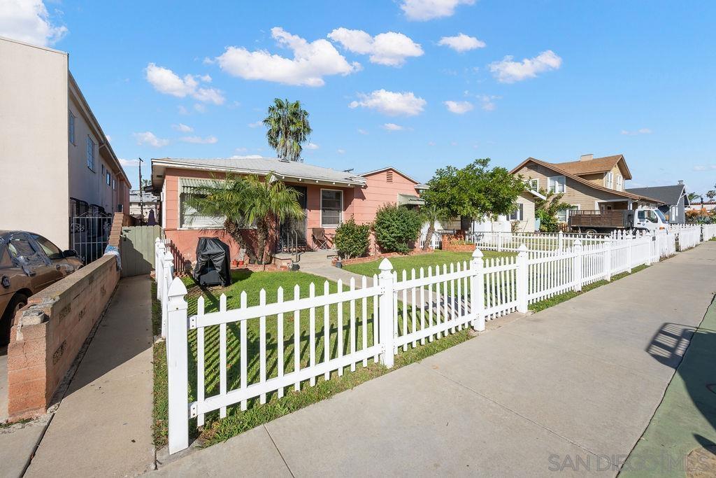 Detail Gallery Image 3 of 13 For 4666-70  Oregon St, San Diego,  CA 92116 - – Beds | – Baths