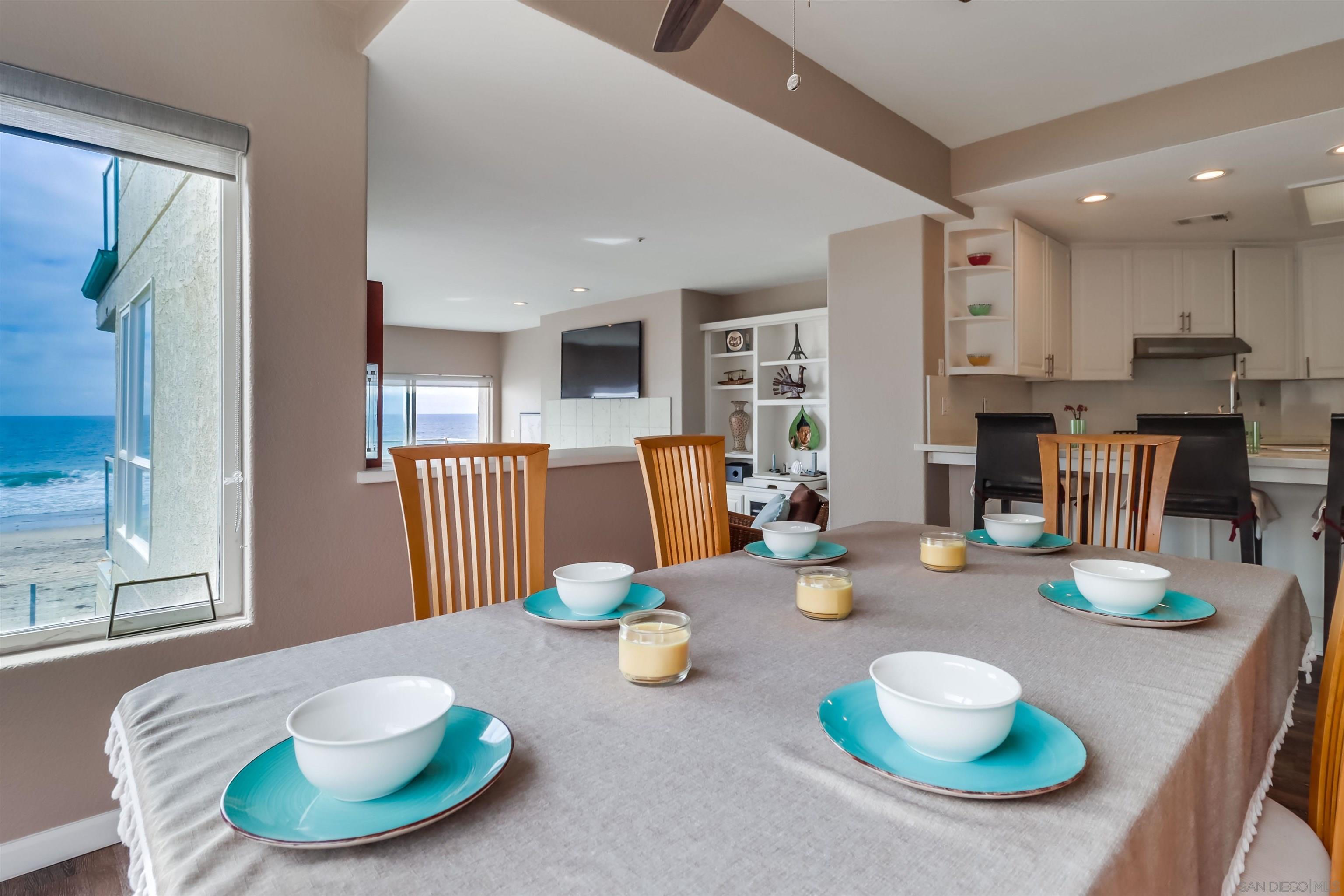 Detail Gallery Image 14 of 49 For 1362  Seacoast Dr  #F,  Imperial Beach,  CA 91932 - 3 Beds | 2/1 Baths