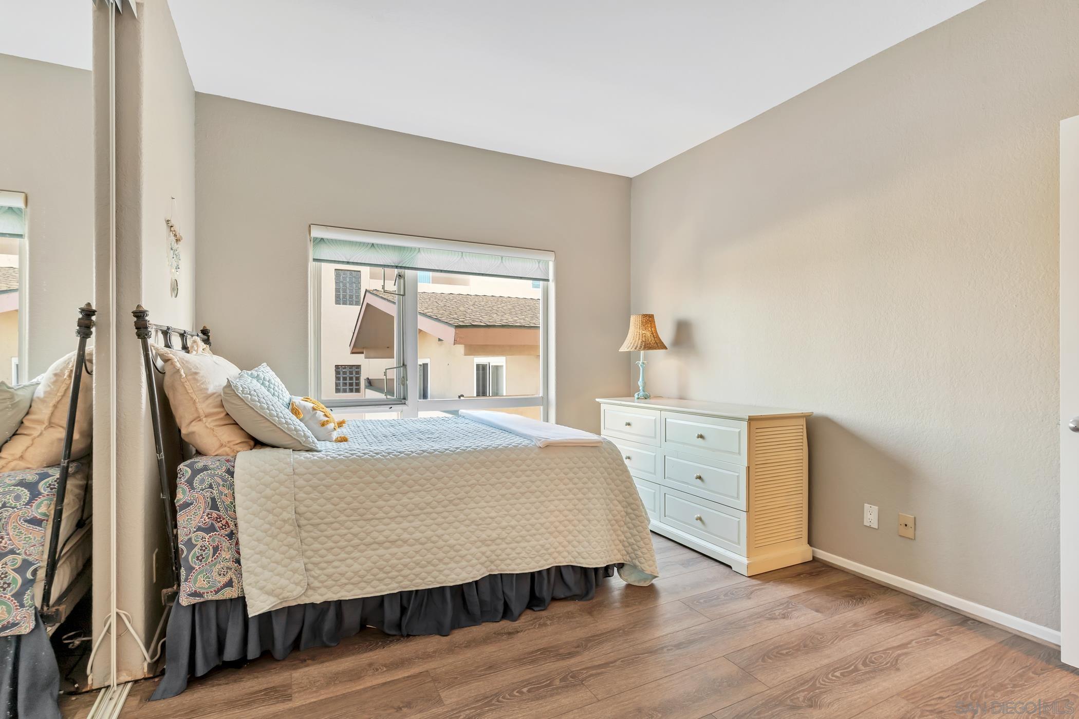 Detail Gallery Image 27 of 49 For 1362  Seacoast Dr  #F,  Imperial Beach,  CA 91932 - 3 Beds | 2/1 Baths