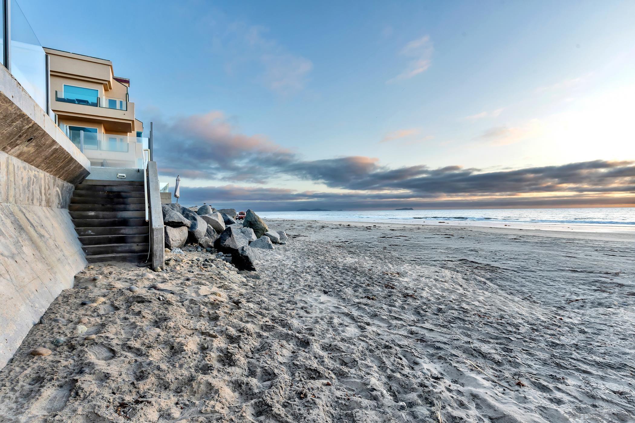 Detail Gallery Image 34 of 49 For 1362  Seacoast Dr  #F,  Imperial Beach,  CA 91932 - 3 Beds | 2/1 Baths