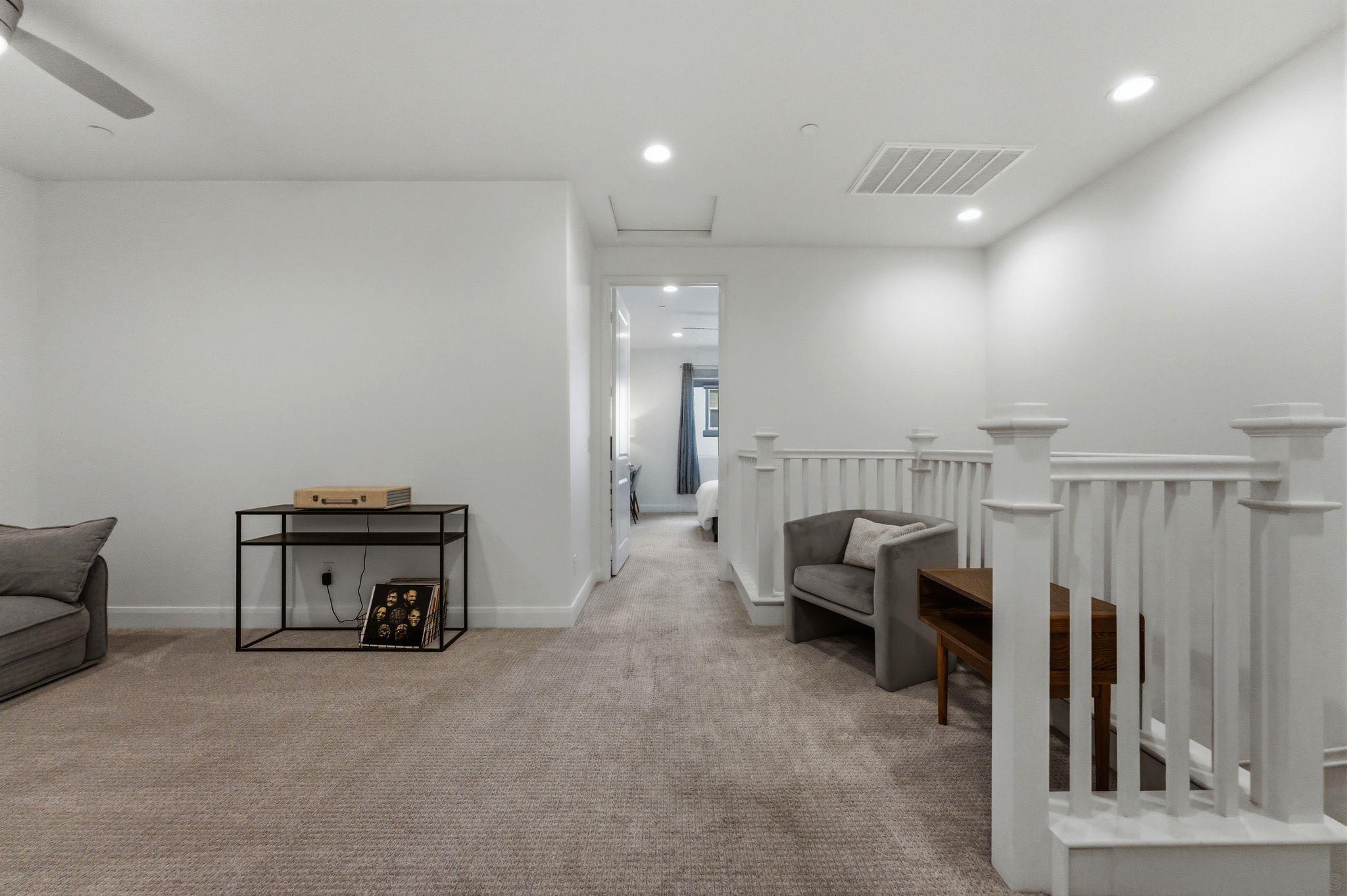 Detail Gallery Image 17 of 45 For 2464  Solara Lane, Vista,  CA 92081 - 3 Beds | 2/1 Baths