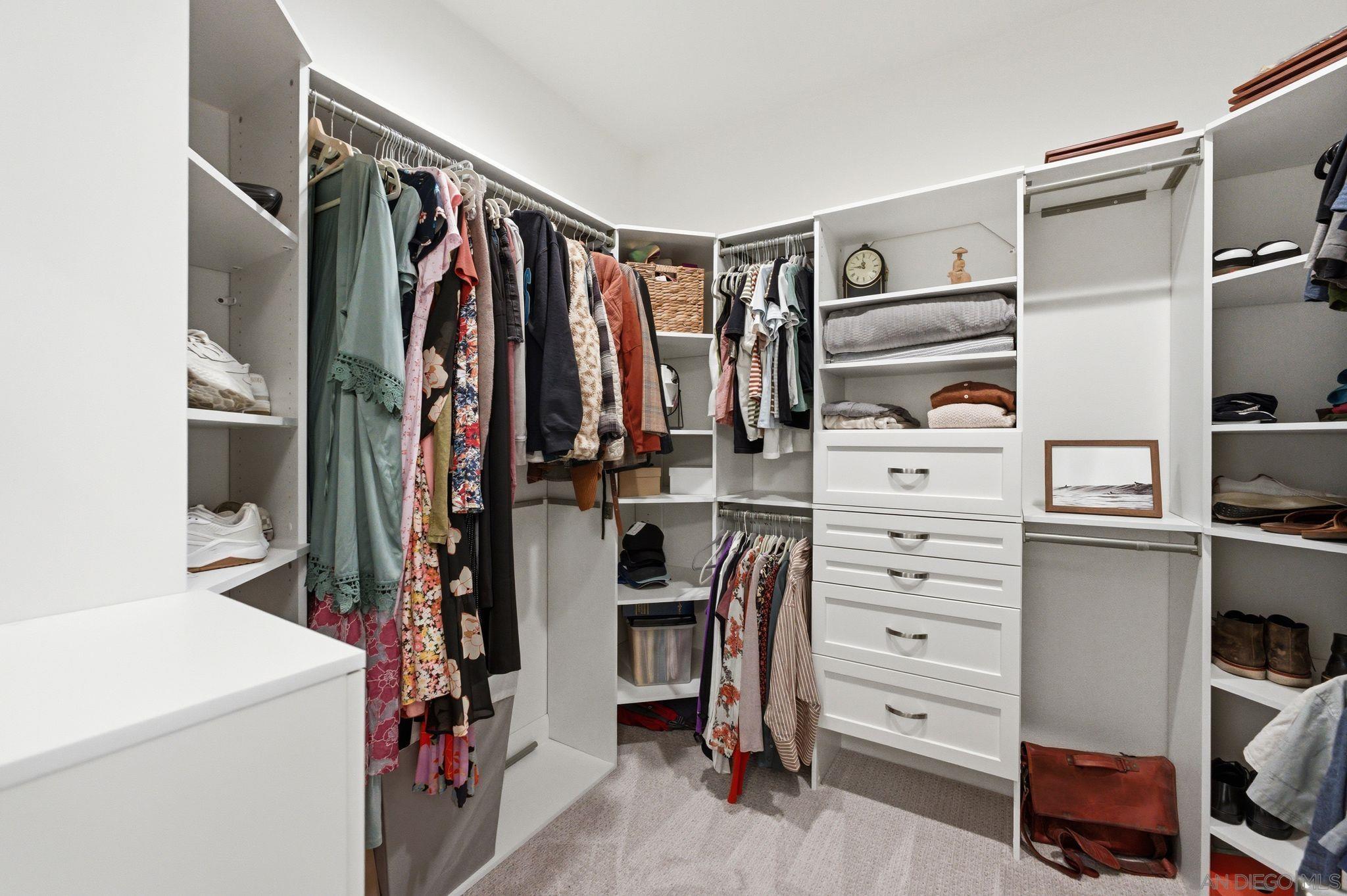 Detail Gallery Image 24 of 45 For 2464  Solara Lane, Vista,  CA 92081 - 3 Beds | 2/1 Baths