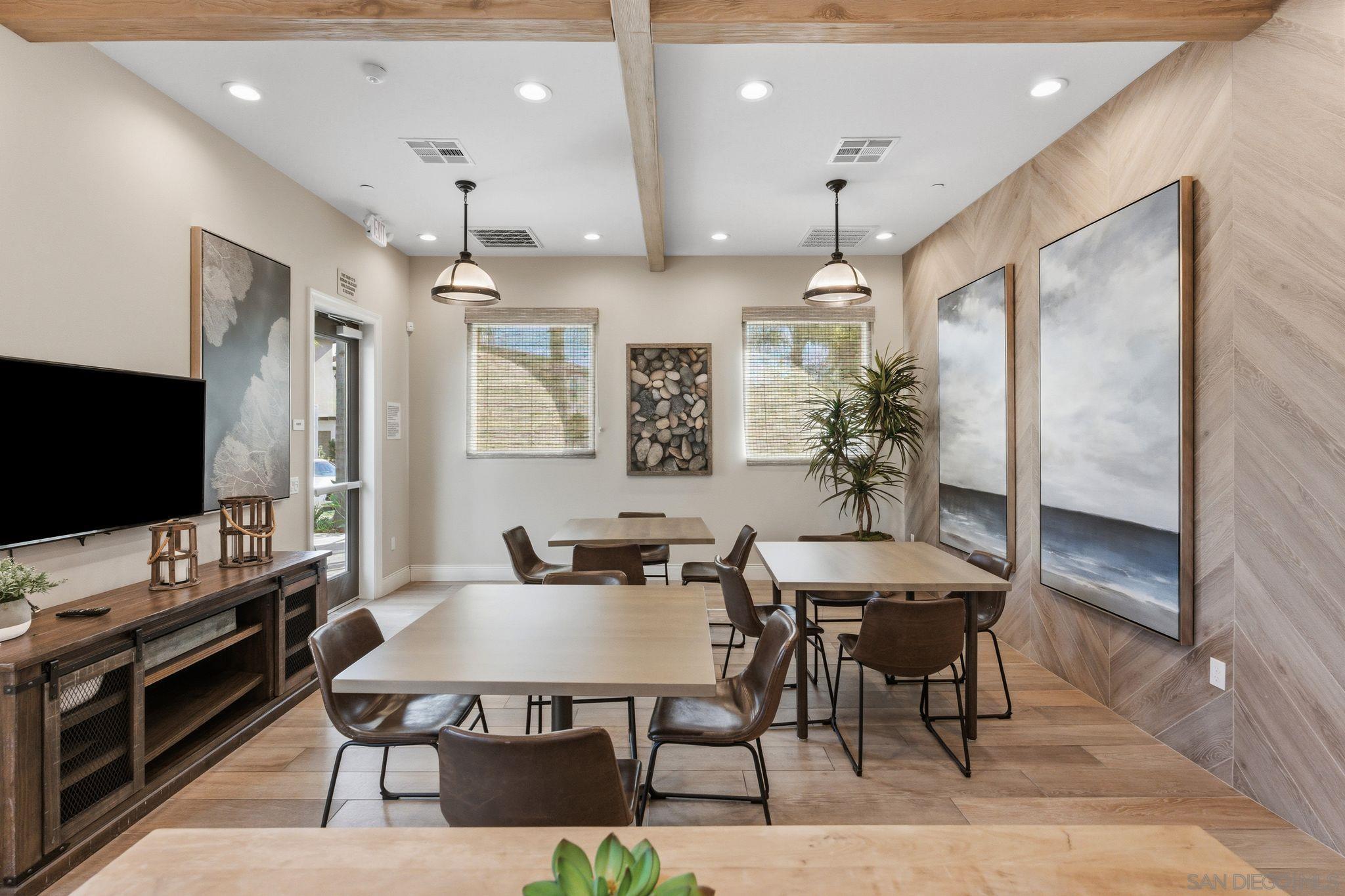 Detail Gallery Image 36 of 45 For 2464  Solara Lane, Vista,  CA 92081 - 3 Beds | 2/1 Baths