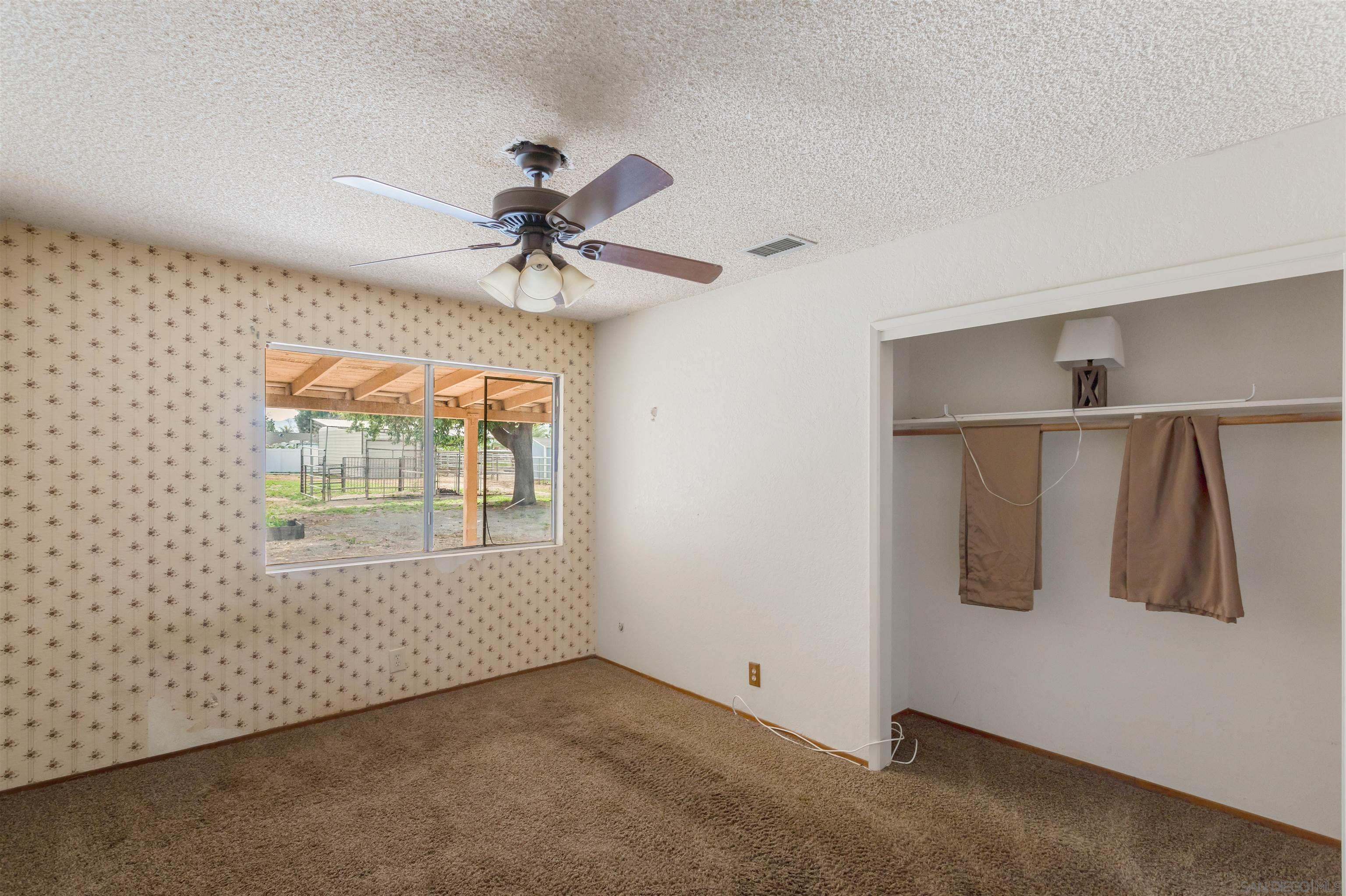 Detail Gallery Image 25 of 39 For 2910  Shadow Canyon Circle, Norco,  CA 92860 - 5 Beds | 2/1 Baths