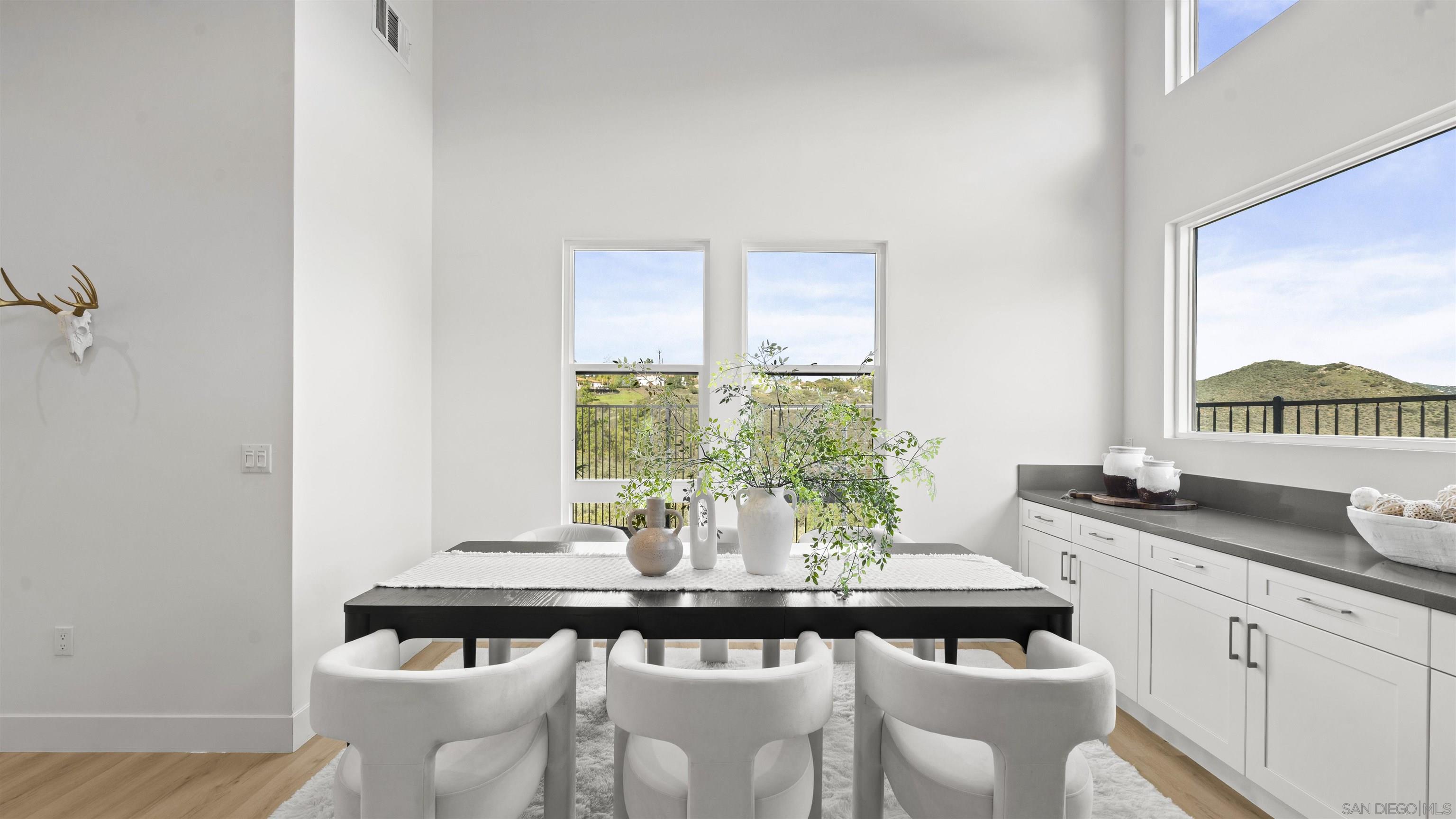 Detail Gallery Image 16 of 53 For 16925  Old Coach Rd, Poway,  CA 92064 - 6 Beds | 4/1 Baths