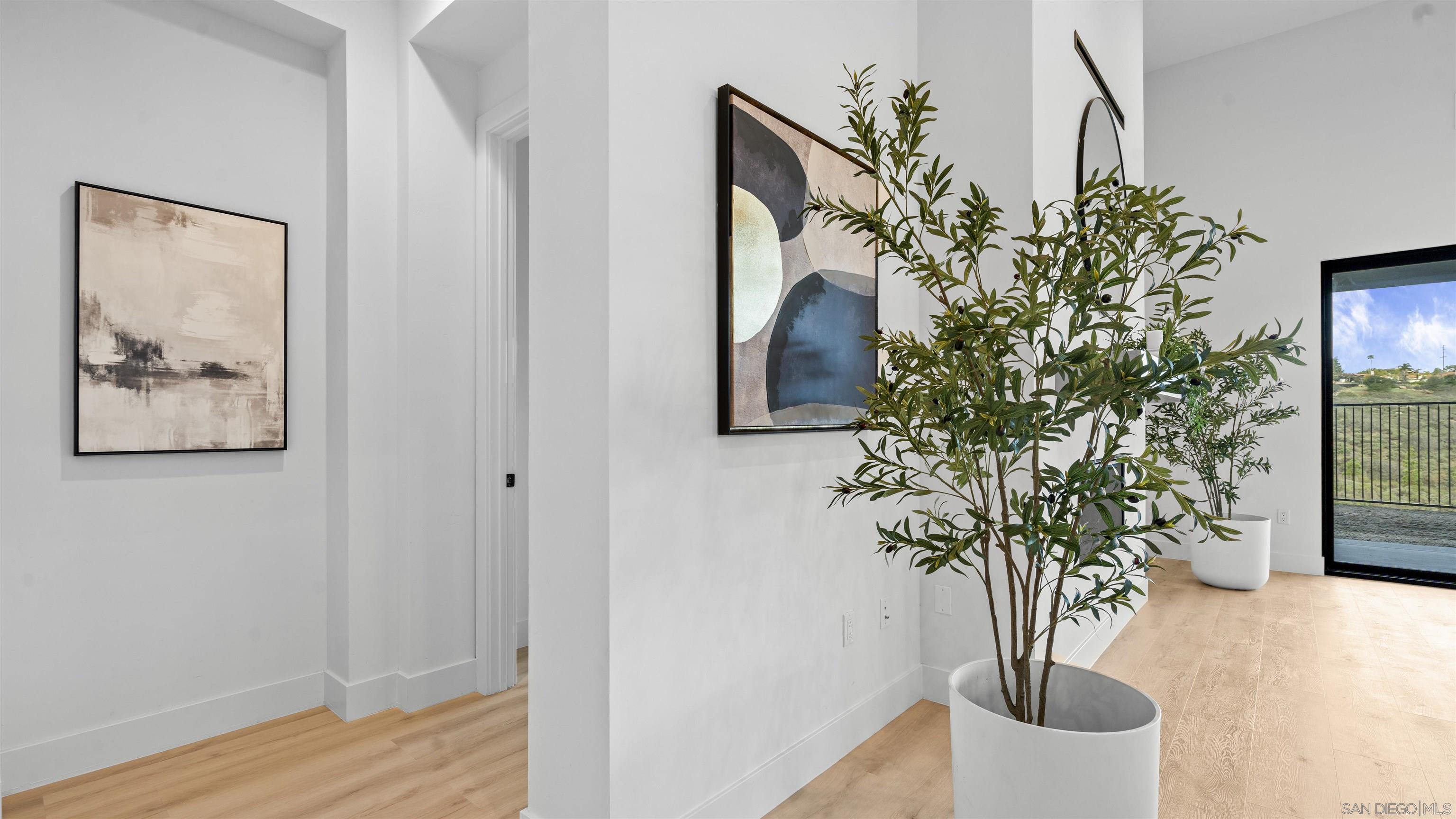 Detail Gallery Image 17 of 53 For 16925  Old Coach Rd, Poway,  CA 92064 - 6 Beds | 4/1 Baths