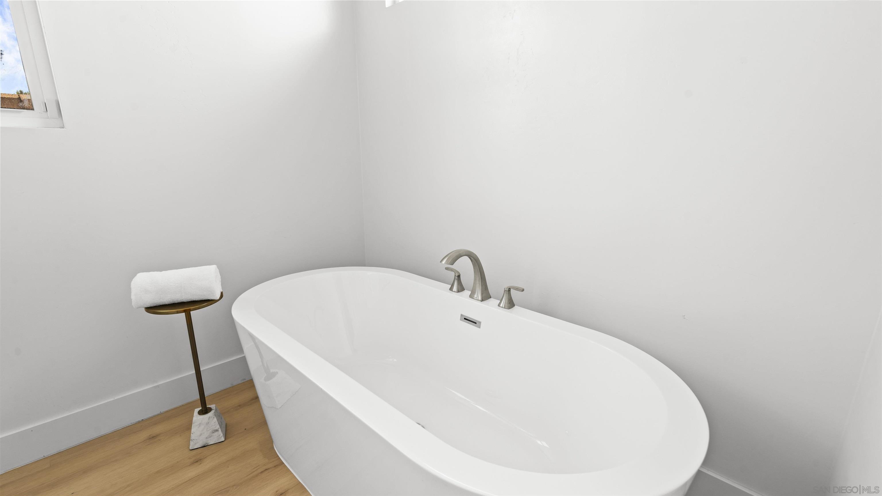 Detail Gallery Image 24 of 53 For 16925  Old Coach Rd, Poway,  CA 92064 - 6 Beds | 4/1 Baths