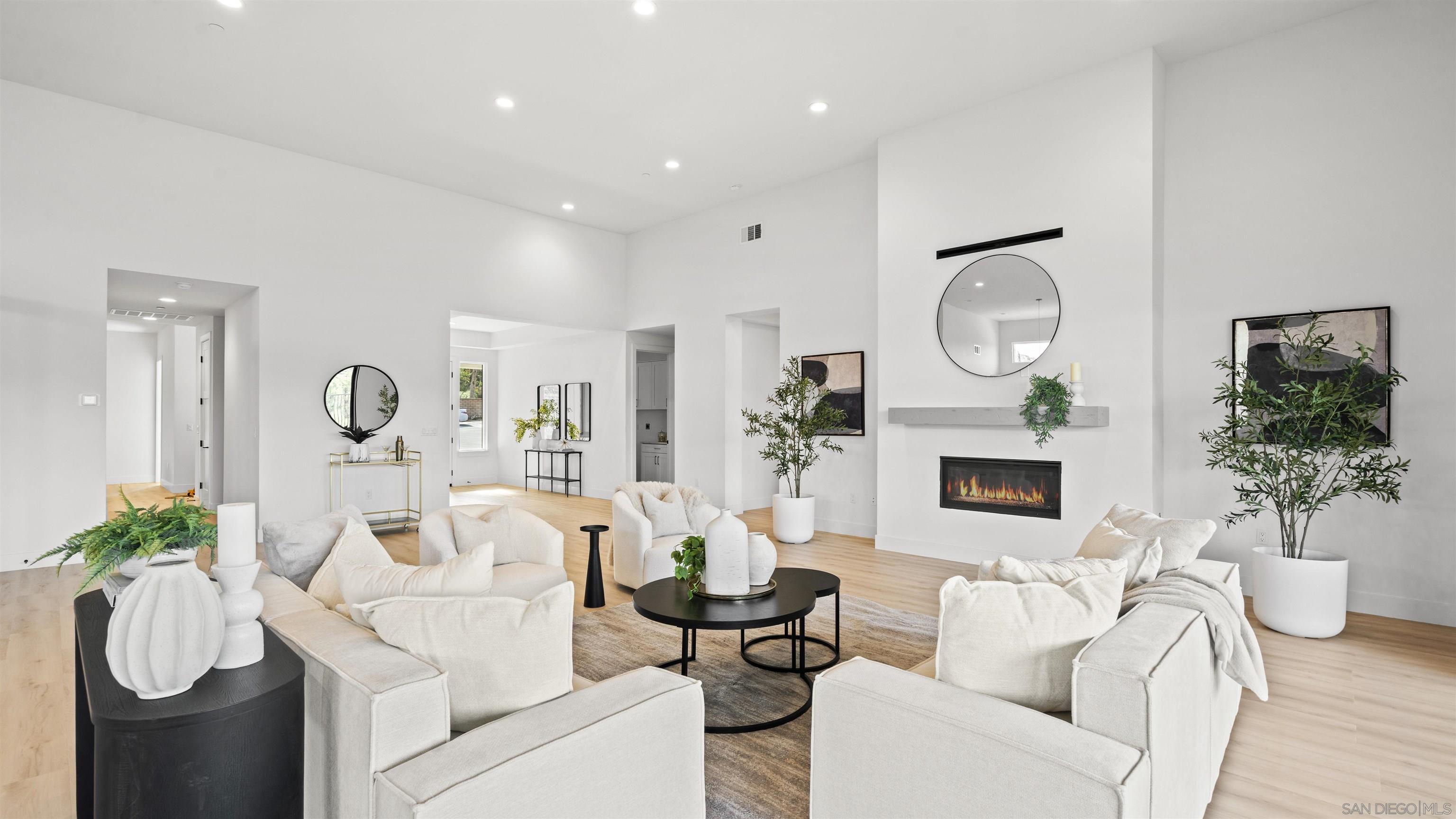 Detail Gallery Image 8 of 53 For 16925  Old Coach Rd, Poway,  CA 92064 - 6 Beds | 4/1 Baths