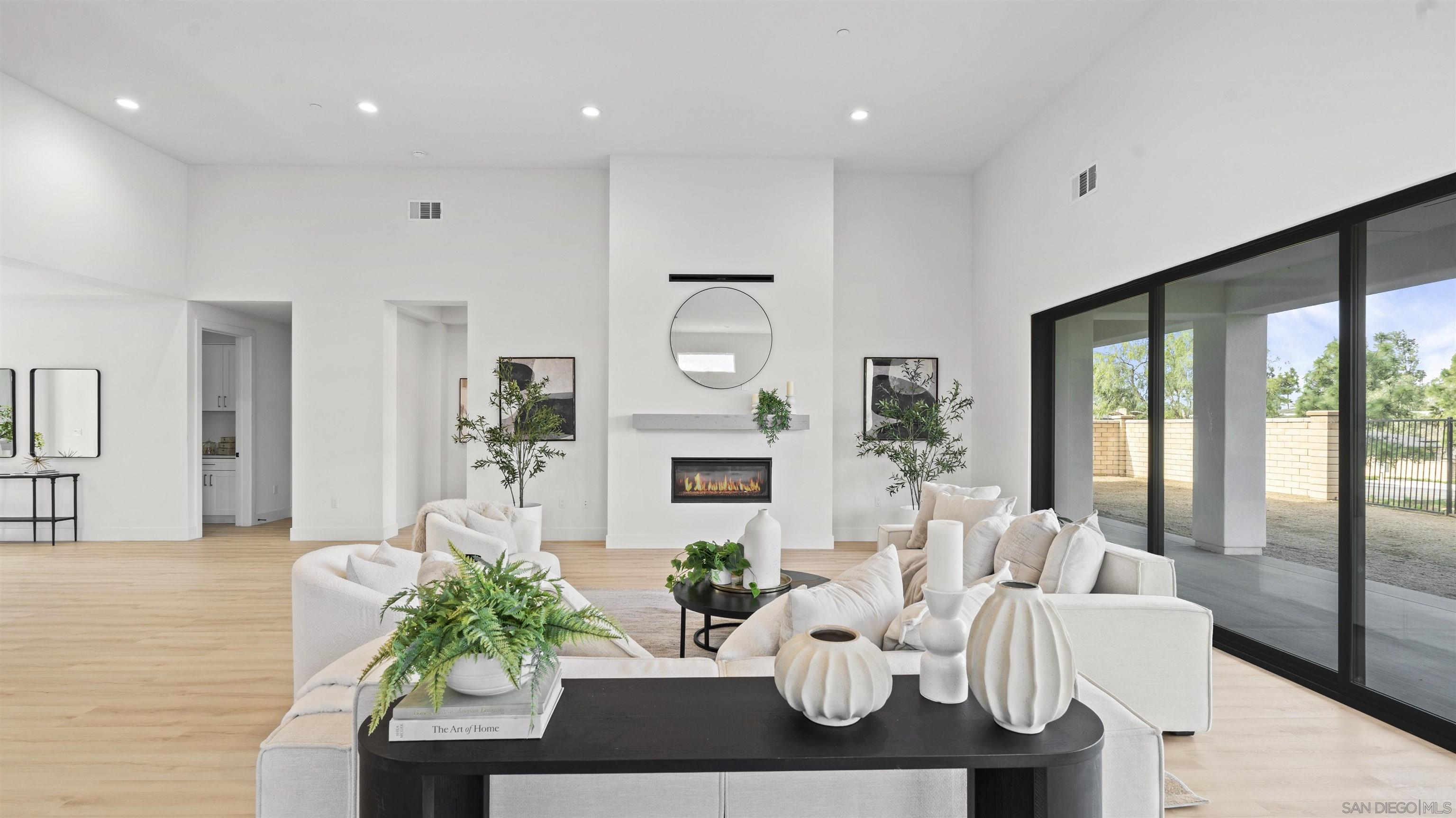 Detail Gallery Image 10 of 53 For 16925  Old Coach Rd, Poway,  CA 92064 - 6 Beds | 4/1 Baths