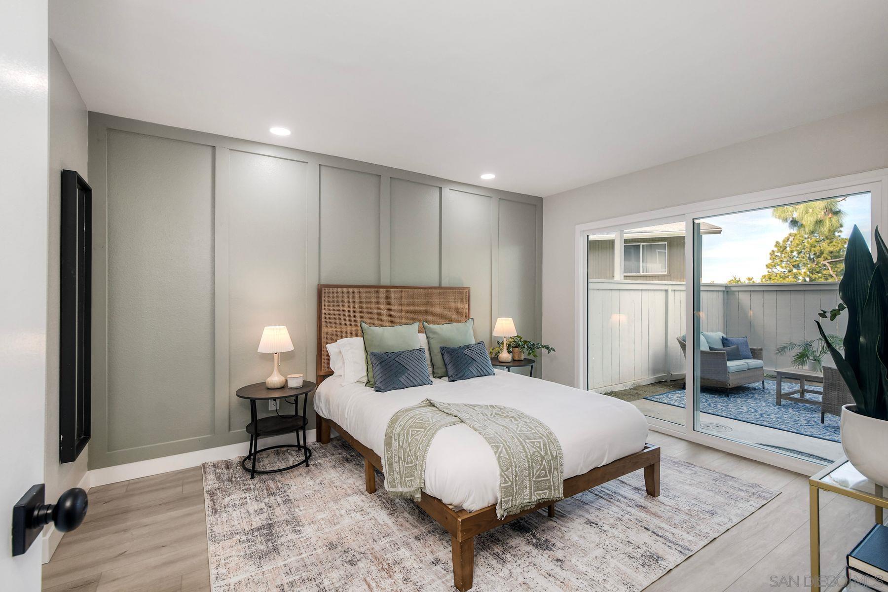 Detail Gallery Image 8 of 15 For 4228  Vista Del Rio Way  #2,  Oceanside,  CA 92057 - 2 Beds | 2/1 Baths