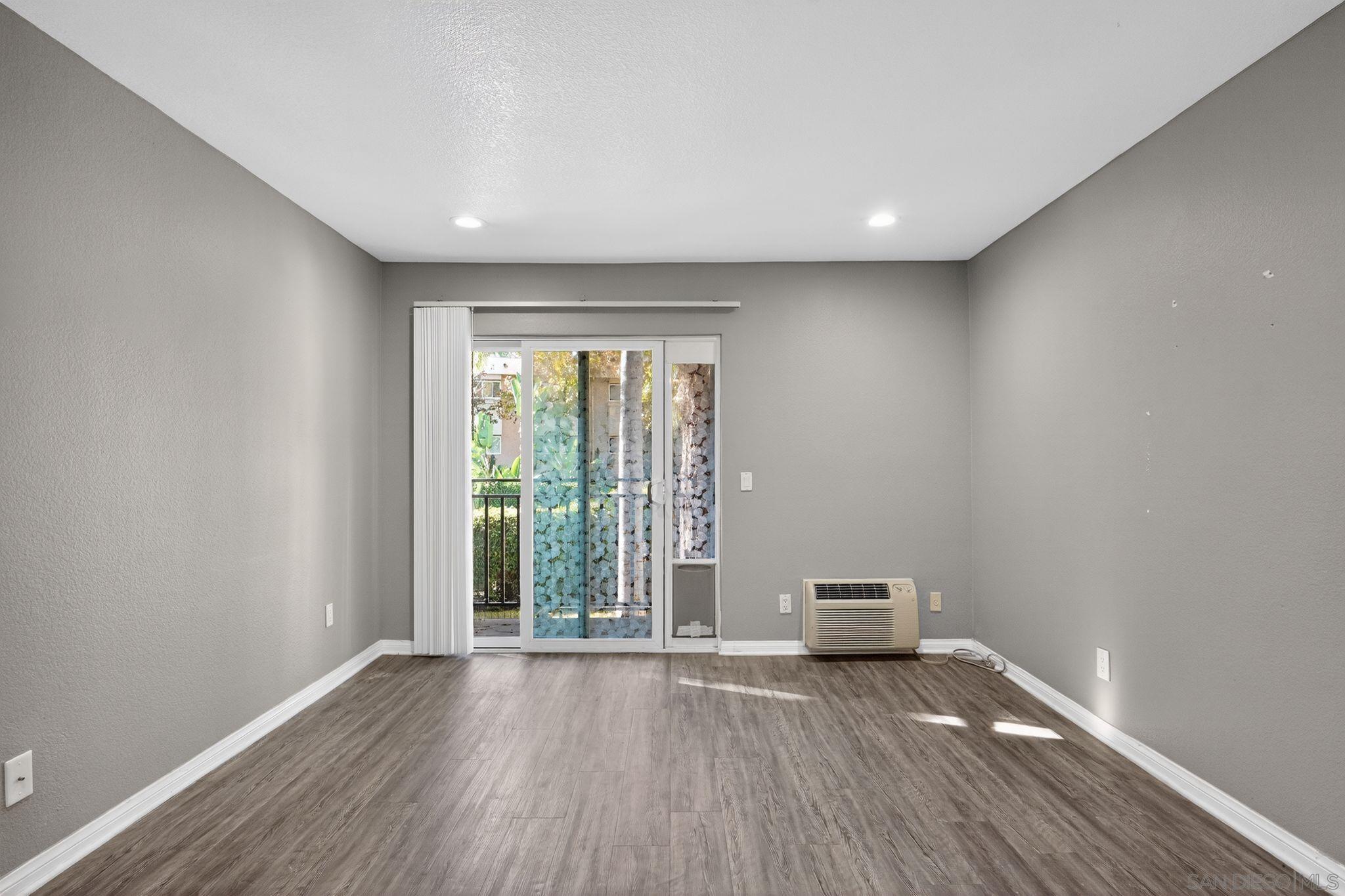 Detail Gallery Image 17 of 31 For 9860  Dale Ave  #B9,  Spring Valley,  CA 91977 - 1 Beds | 1 Baths