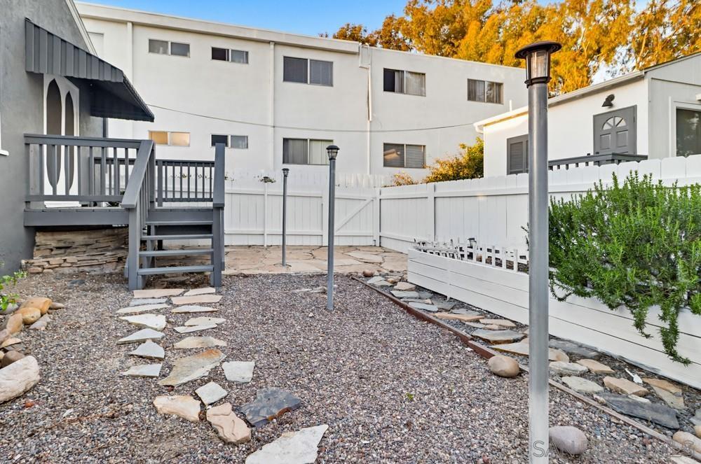 Detail Gallery Image 11 of 20 For 4695  51st St, San Diego,  CA 92115 - – Beds | – Baths