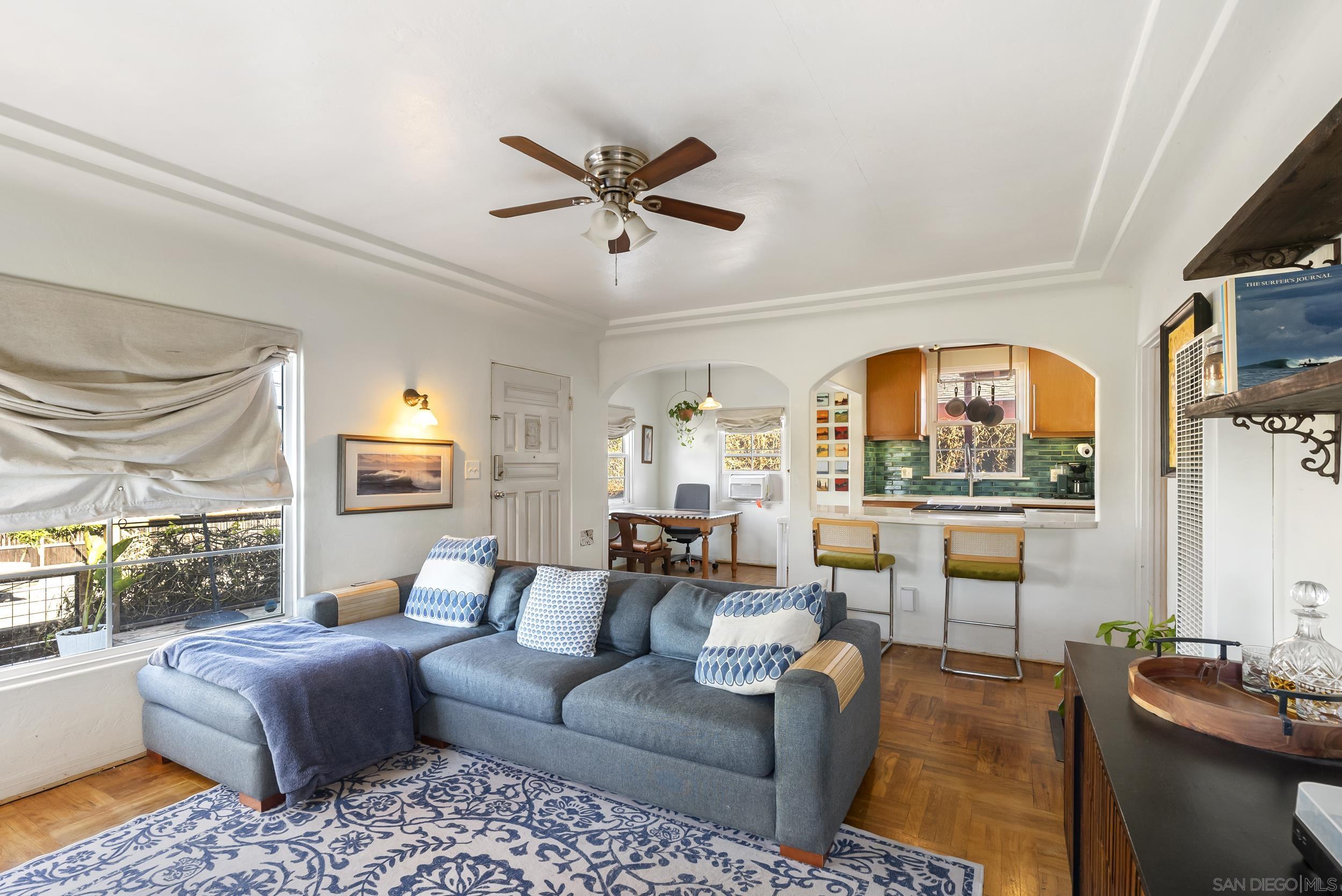 Detail Gallery Image 9 of 29 For 2003  Ebers Street, San Diego,  CA 92107 - 2 Beds | 1/1 Baths