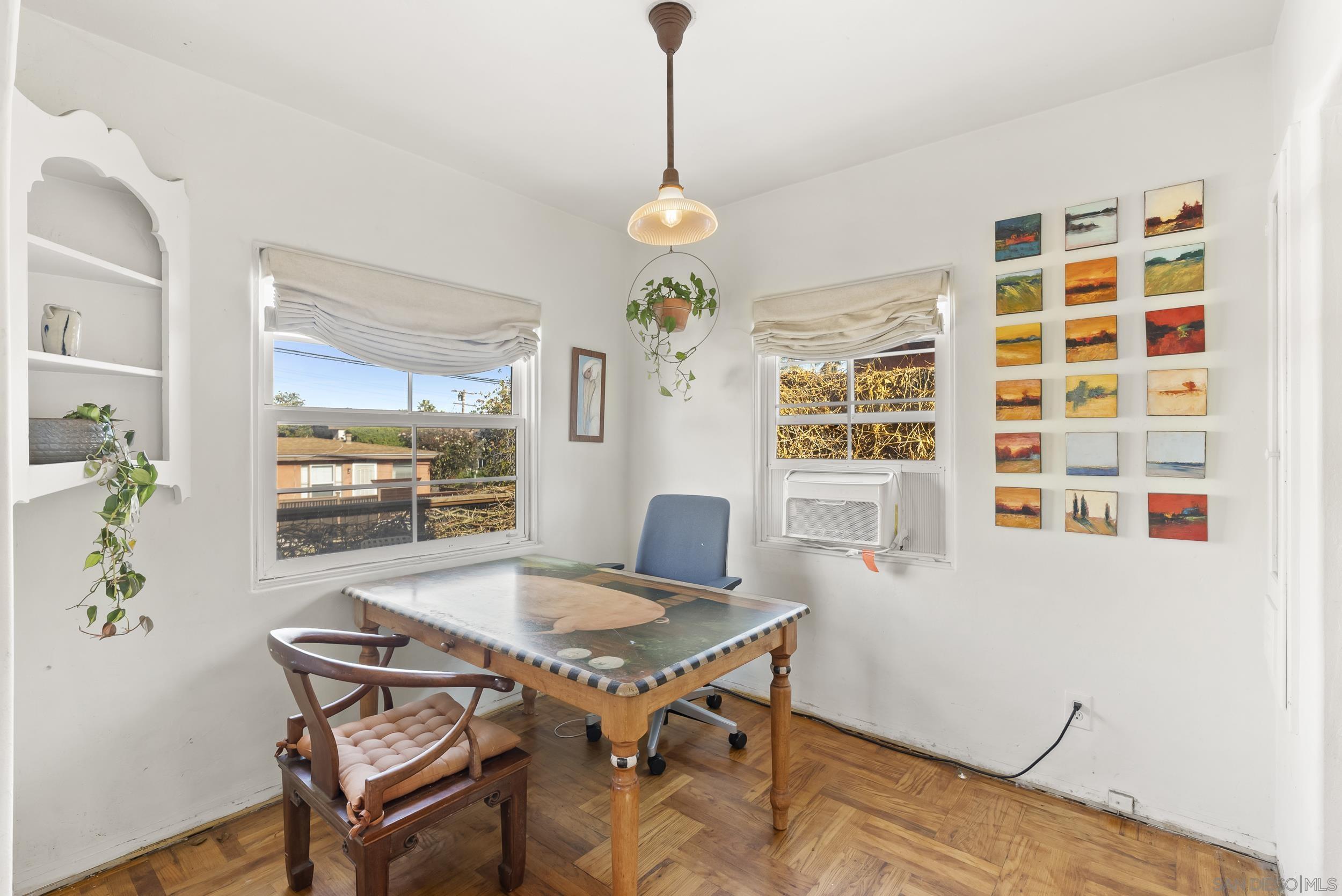 Detail Gallery Image 13 of 29 For 2003  Ebers Street, San Diego,  CA 92107 - 2 Beds | 1/1 Baths