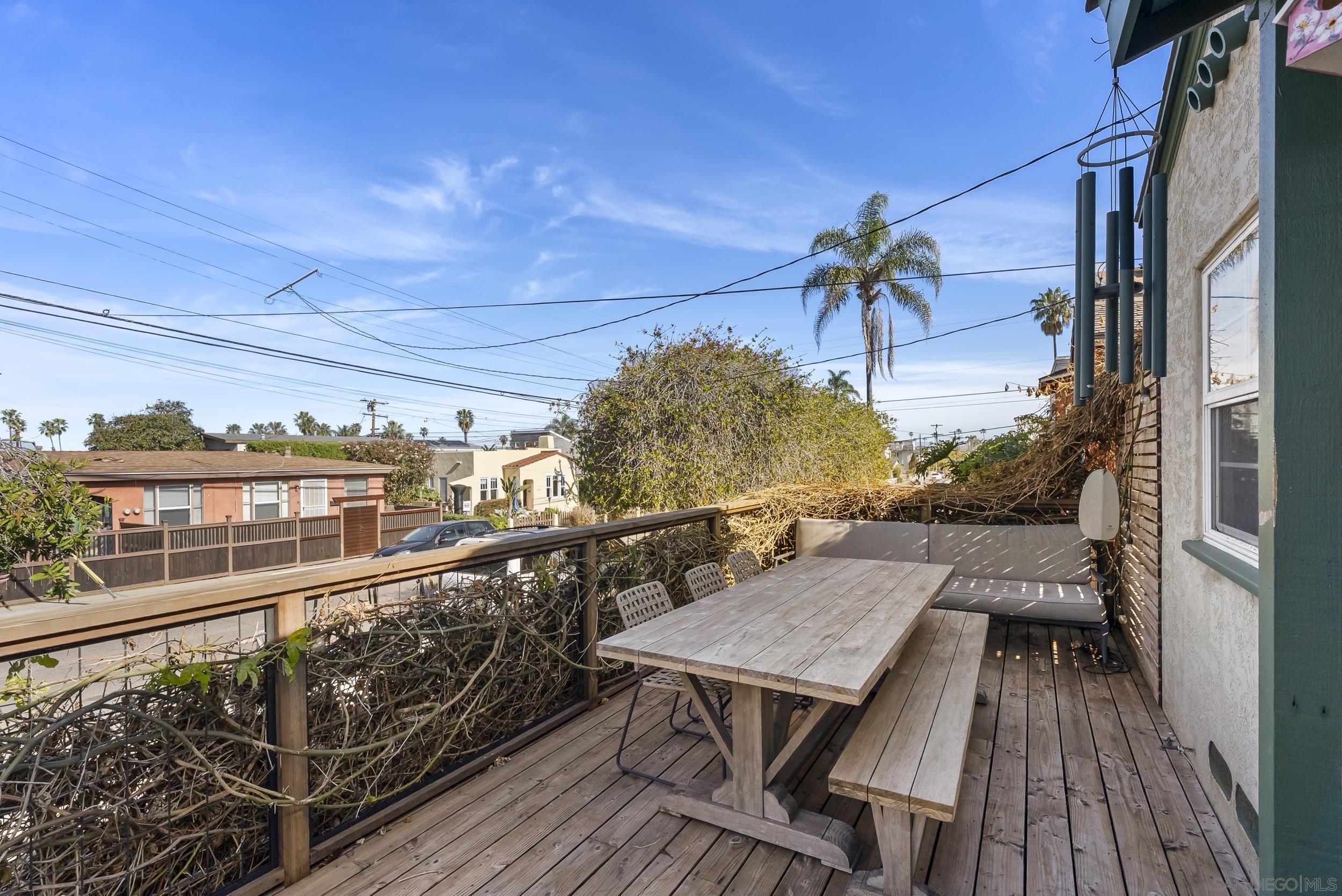 Detail Gallery Image 26 of 29 For 2003  Ebers Street, San Diego,  CA 92107 - 2 Beds | 1/1 Baths