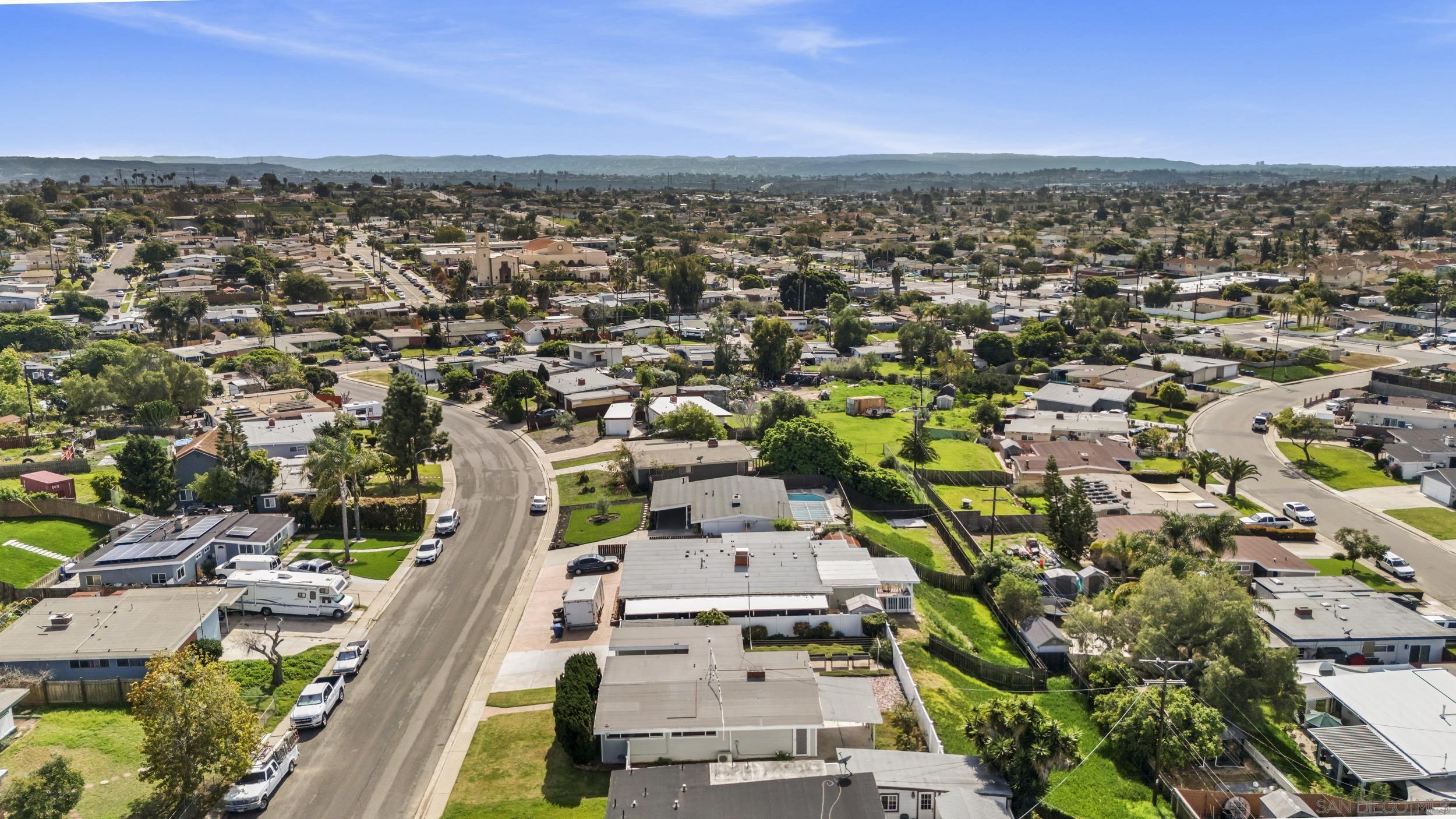 Detail Gallery Image 33 of 35 For 1054  Cuyamaca Ave, Chula Vista,  CA 91911 - 3 Beds | 2 Baths