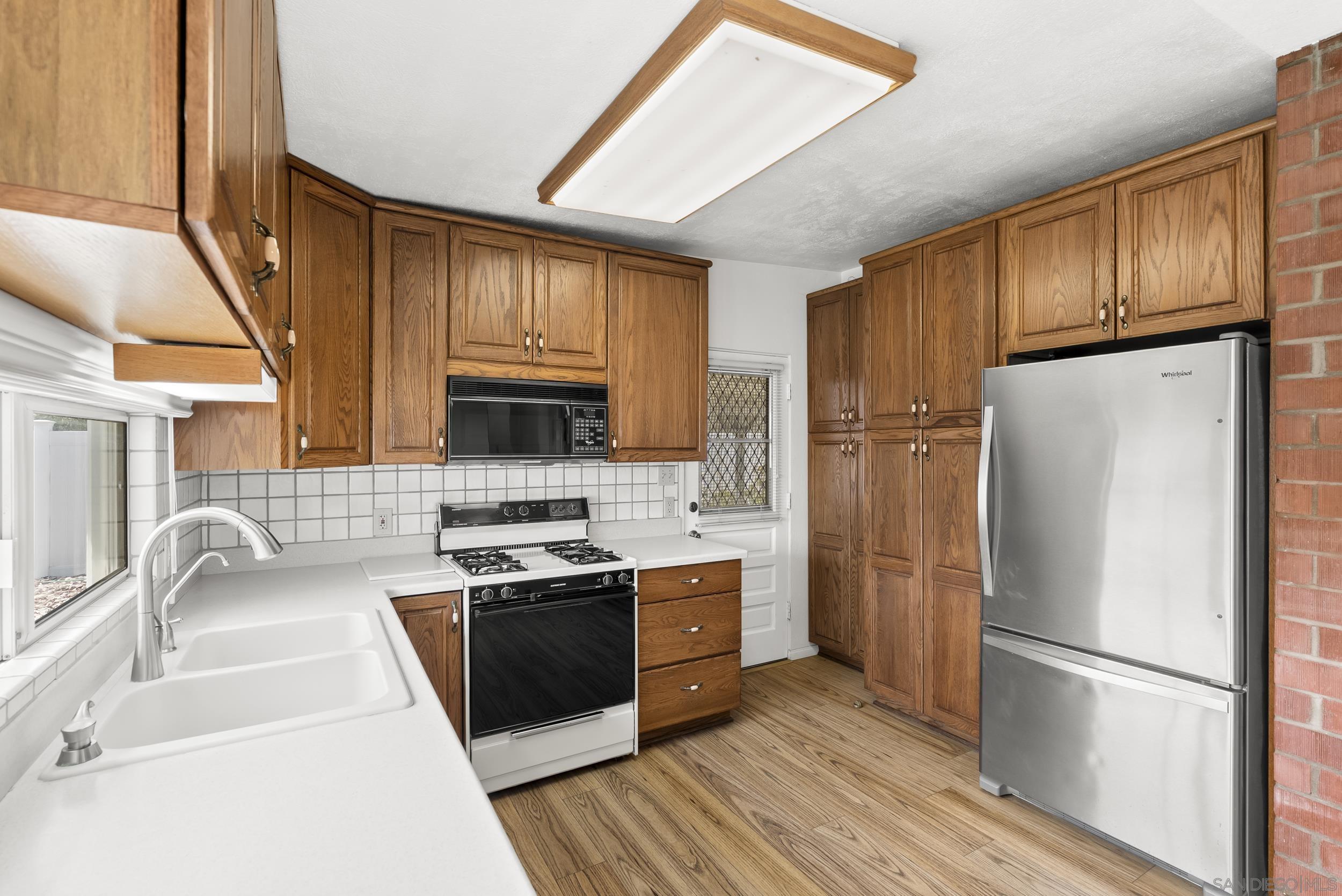 Detail Gallery Image 9 of 35 For 1054  Cuyamaca Ave, Chula Vista,  CA 91911 - 3 Beds | 2 Baths