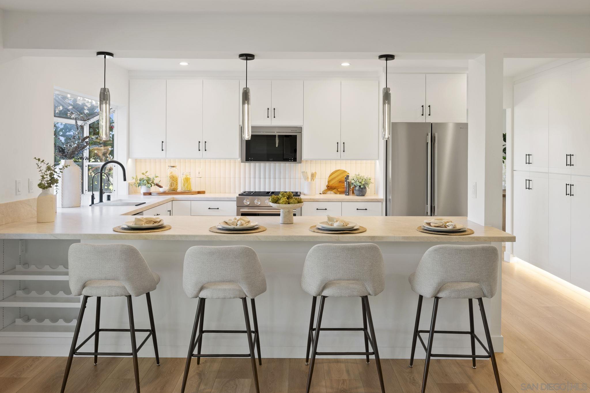 Detail Gallery Image 21 of 62 For 11228  Constellation Dr., El Cajon,  CA 92020 - 5 Beds | 3/1 Baths