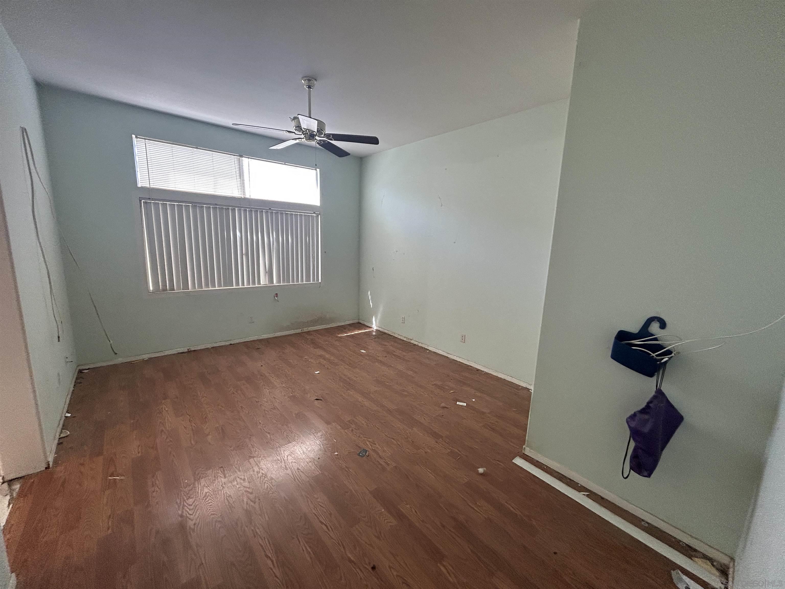 Detail Gallery Image 13 of 18 For 505  Portico Dr, Oceanside,  CA 92058 - 4 Beds | 2 Baths