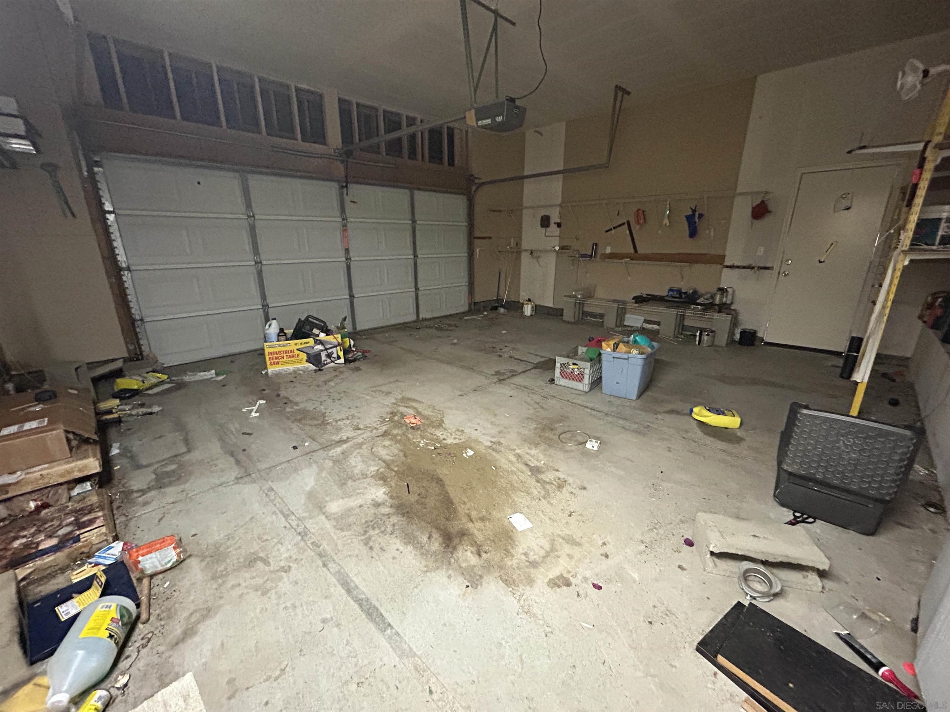 Detail Gallery Image 8 of 18 For 505  Portico Dr, Oceanside,  CA 92058 - 4 Beds | 2 Baths