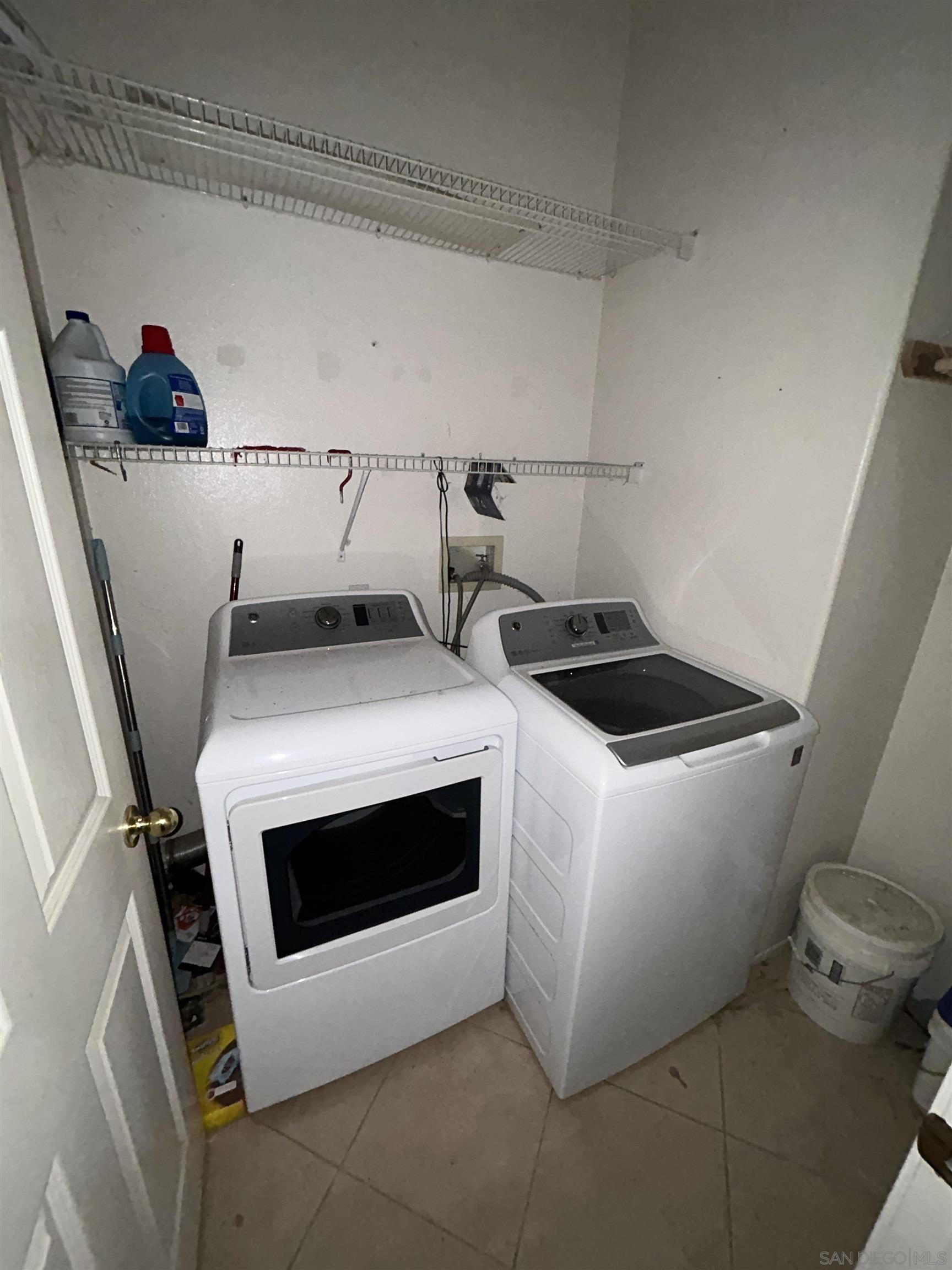 Detail Gallery Image 9 of 18 For 505  Portico Dr, Oceanside,  CA 92058 - 4 Beds | 2 Baths