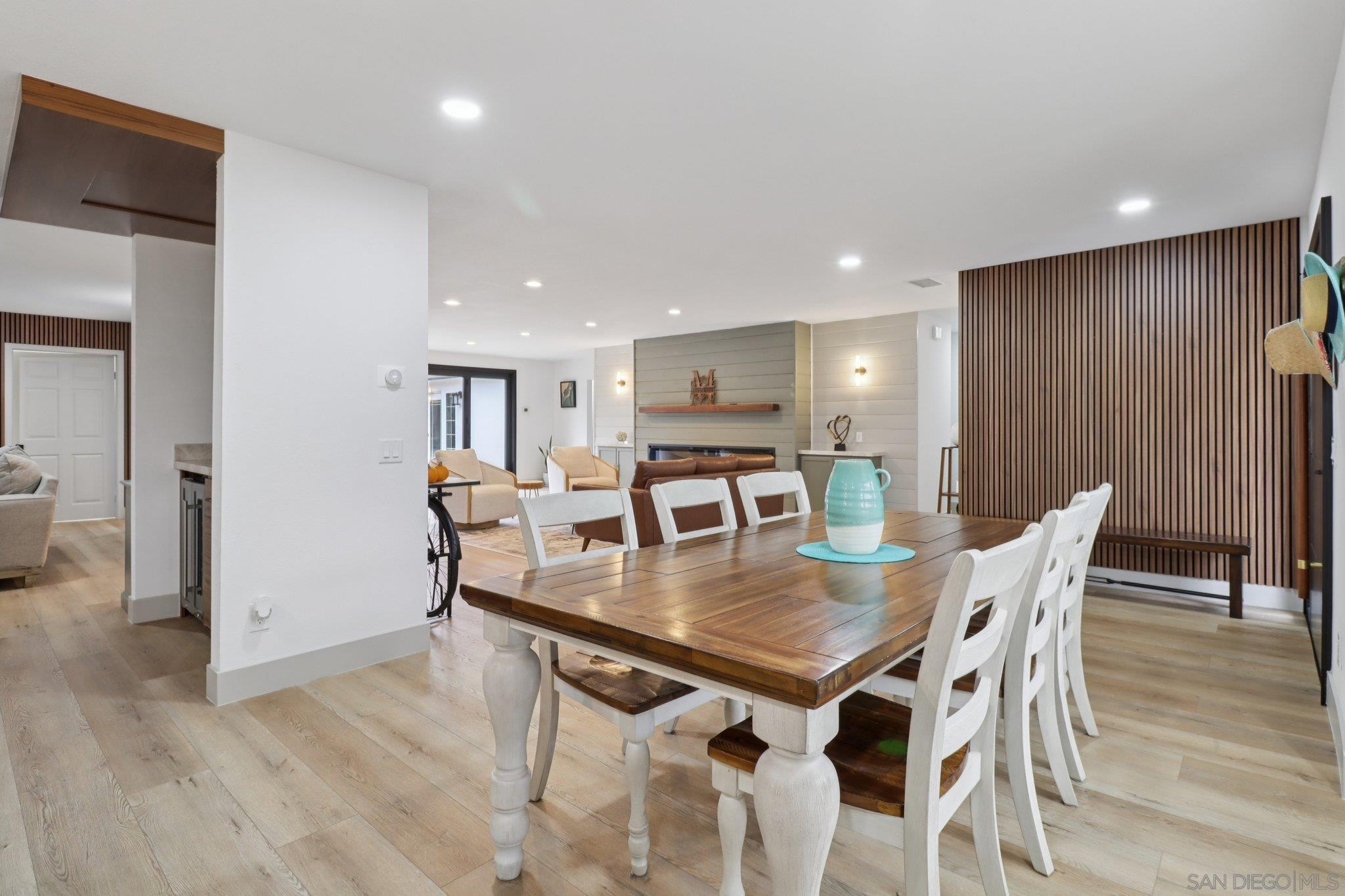 Detail Gallery Image 20 of 73 For 43  Corte Maria Ave, Chula Vista,  CA 91910 - 5 Beds | 3 Baths