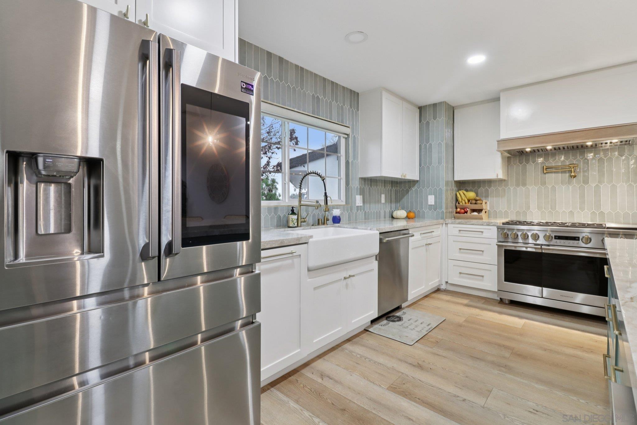 Detail Gallery Image 26 of 73 For 43  Corte Maria Ave, Chula Vista,  CA 91910 - 5 Beds | 3 Baths