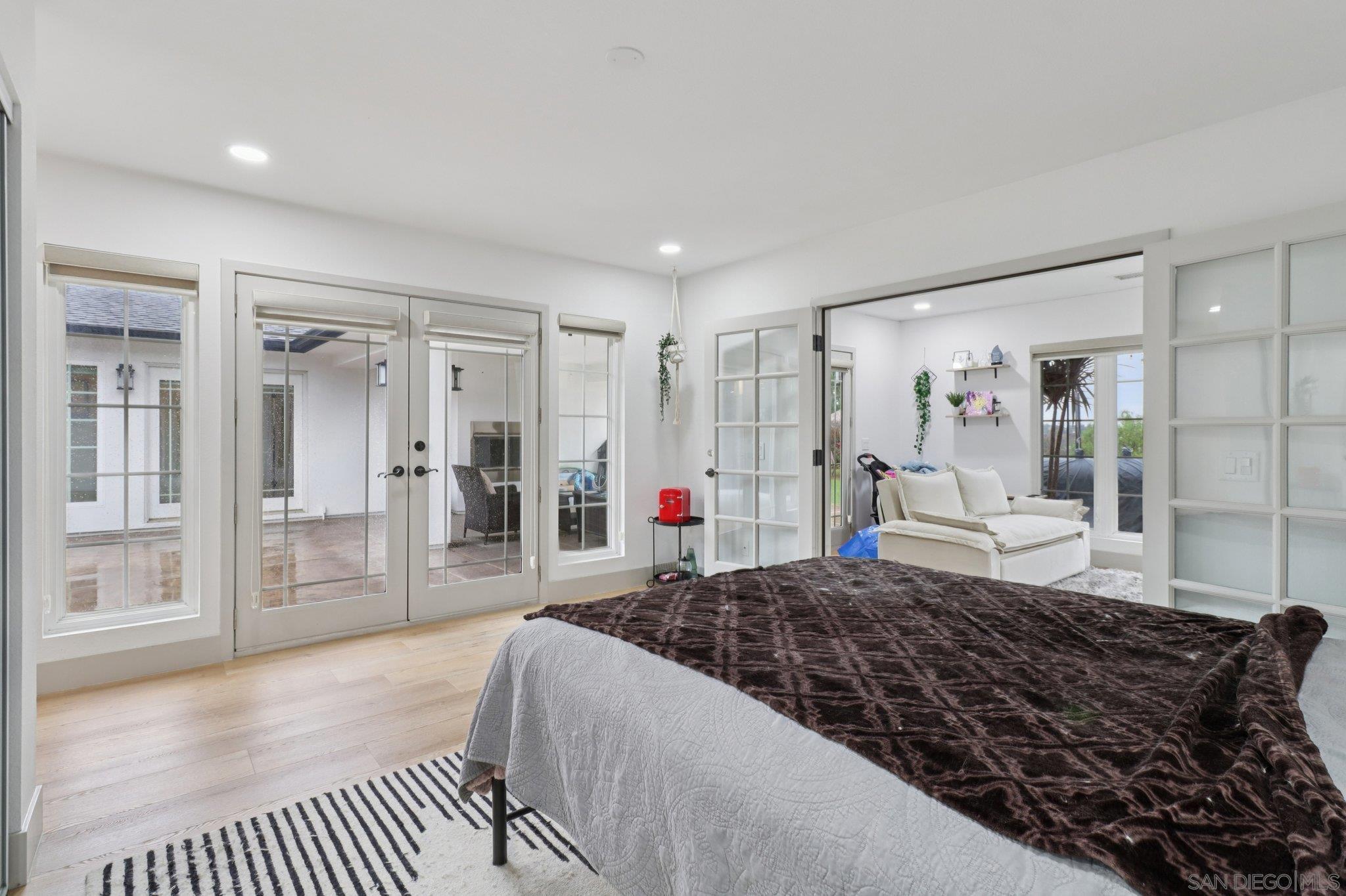 Detail Gallery Image 40 of 73 For 43  Corte Maria Ave, Chula Vista,  CA 91910 - 5 Beds | 3 Baths