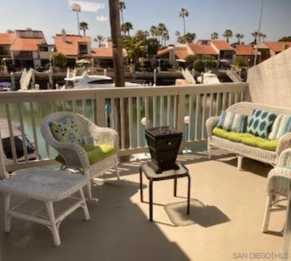 Detail Gallery Image 16 of 17 For 82  Kingston Ct, Coronado,  CA 92118 - 2 Beds | 2 Baths