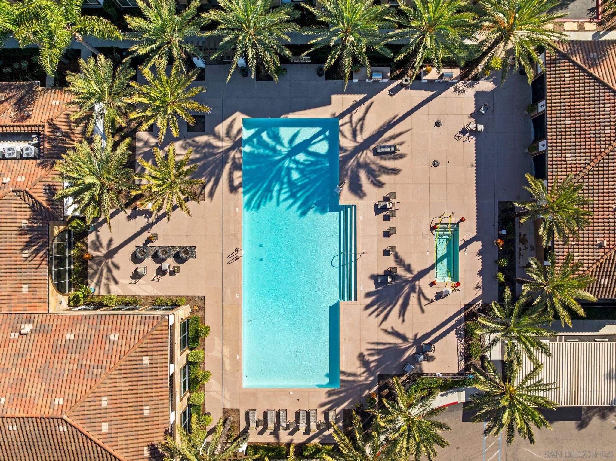 Detail Gallery Image 34 of 40 For 1549  Fig Tree Way, Oceanside,  CA 92056 - 2 Beds | 2/1 Baths