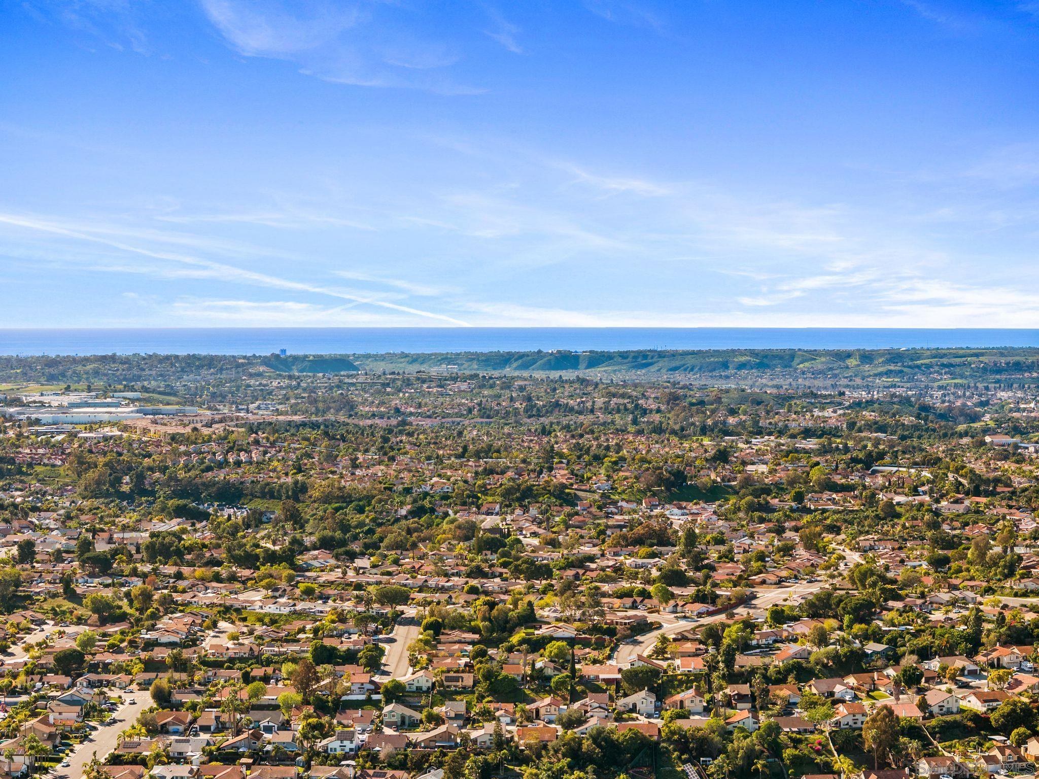 Detail Gallery Image 38 of 40 For 1549  Fig Tree Way, Oceanside,  CA 92056 - 2 Beds | 2/1 Baths