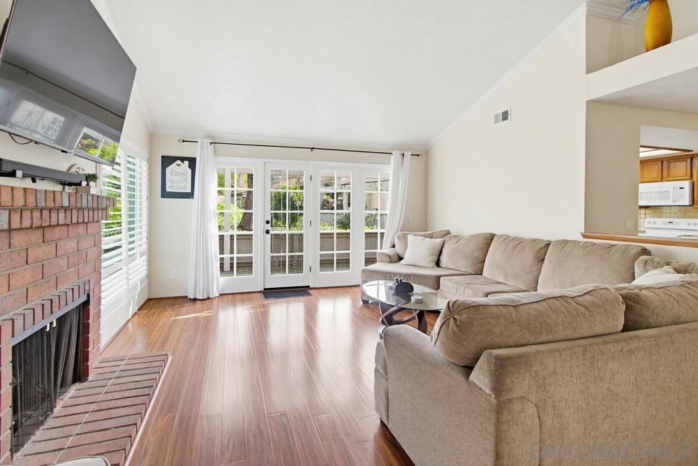 Detail Gallery Image 17 of 60 For 5571  Adobe Falls Rd  #D,  San Diego,  CA 92120 - 3 Beds | 2 Baths