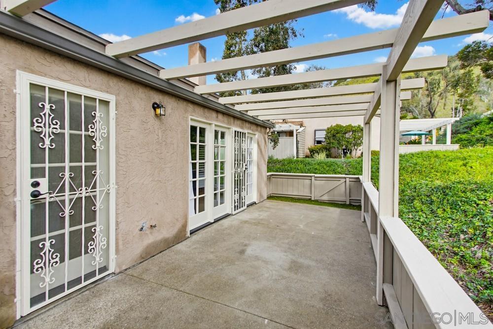 Detail Gallery Image 46 of 60 For 5571  Adobe Falls Rd  #D,  San Diego,  CA 92120 - 3 Beds | 2 Baths