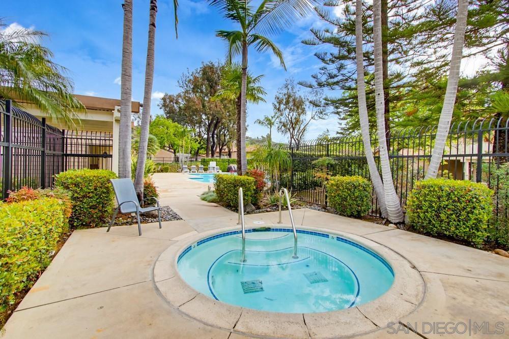 Detail Gallery Image 51 of 60 For 5571  Adobe Falls Rd  #D,  San Diego,  CA 92120 - 3 Beds | 2 Baths