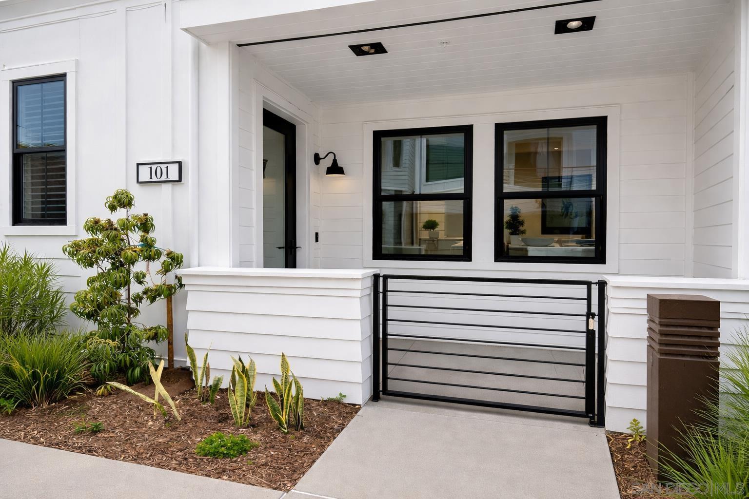 Detail Gallery Image 6 of 7 For 1500  Livorno  #101,  Encinitas,  CA 92024 - 1 Beds | 1 Baths