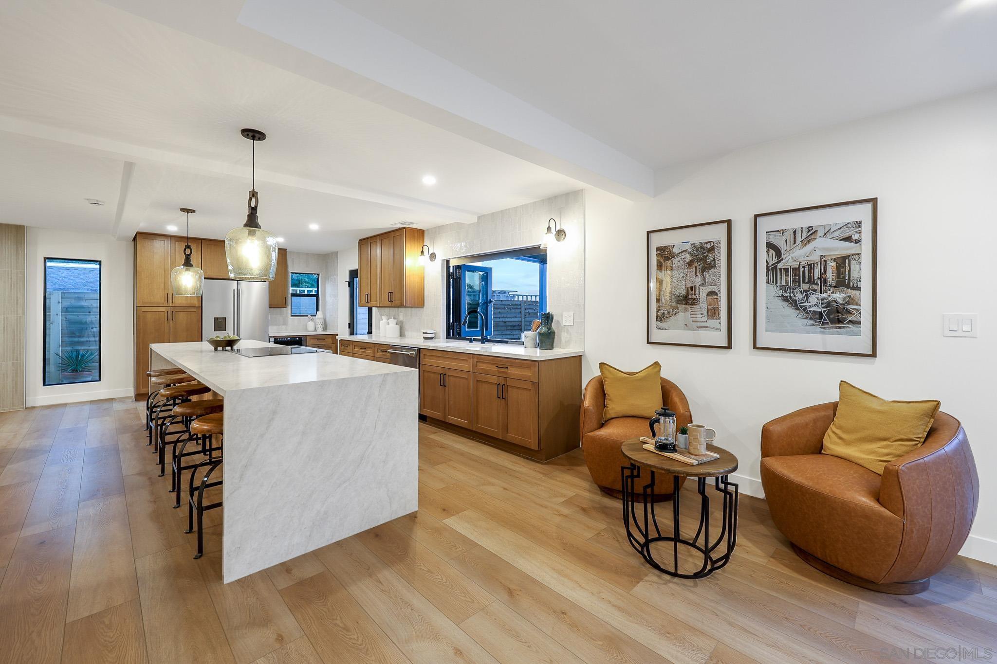 Detail Gallery Image 16 of 53 For 5777  Desert View Dr  #358-381-14-00,  La Jolla,  CA 92037 - 5 Beds | 3/1 Baths