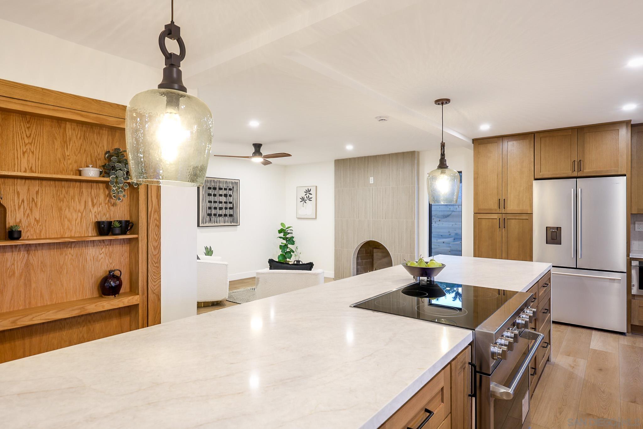 Detail Gallery Image 20 of 53 For 5777  Desert View Dr  #358-381-14-00,  La Jolla,  CA 92037 - 5 Beds | 3/1 Baths