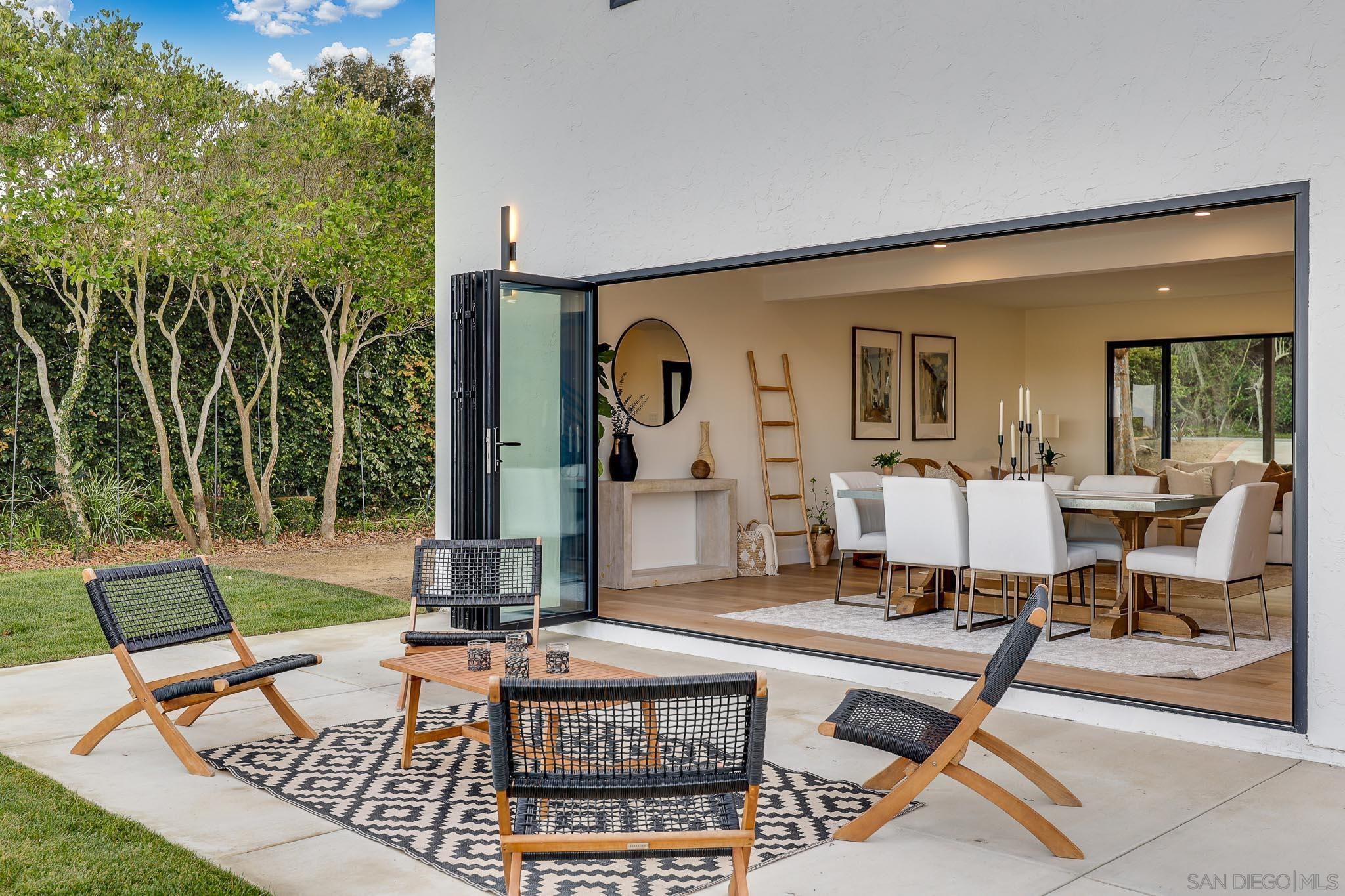 Detail Gallery Image 41 of 53 For 5777  Desert View Dr  #358-381-14-00,  La Jolla,  CA 92037 - 5 Beds | 3/1 Baths