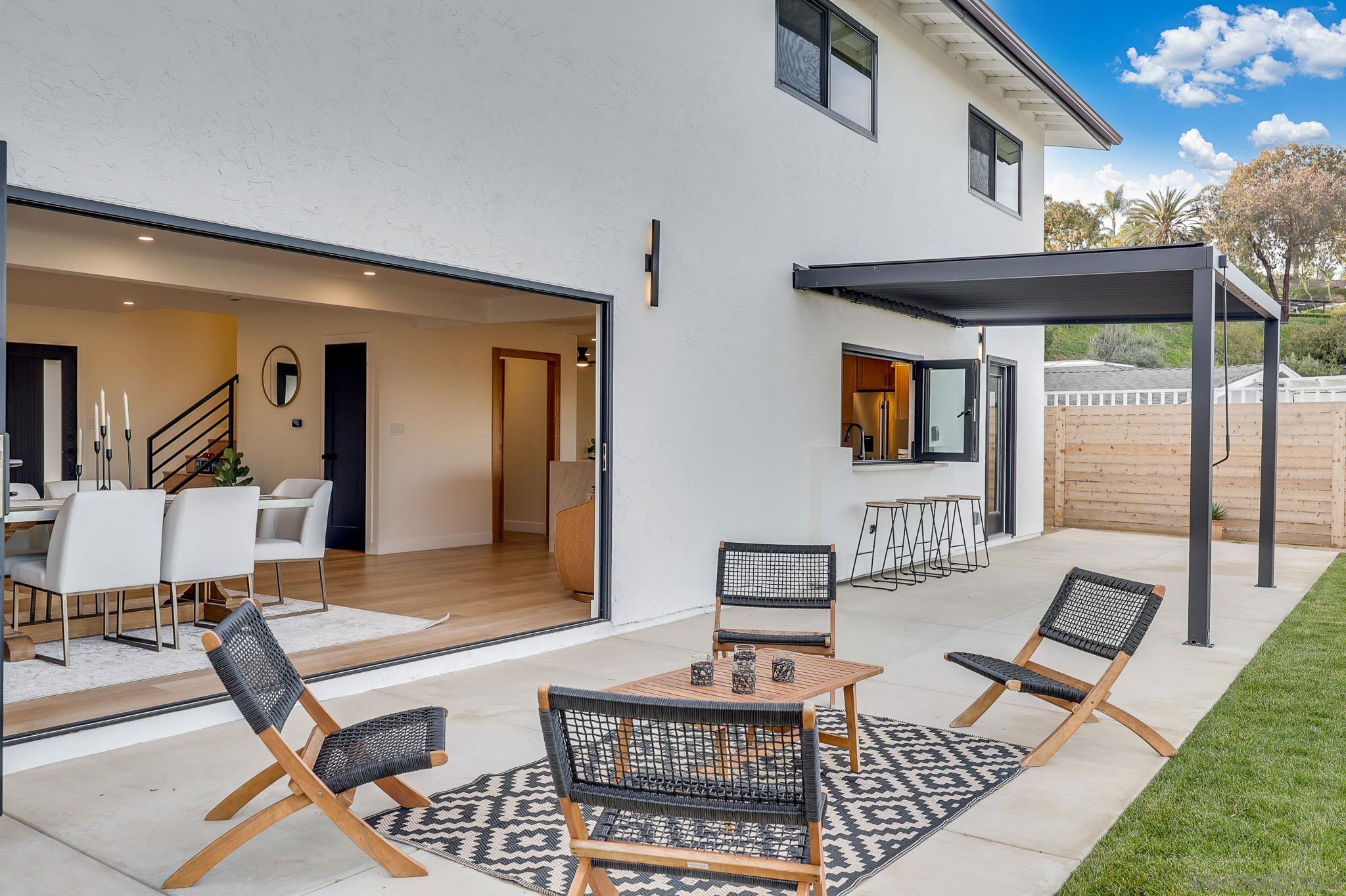 Detail Gallery Image 43 of 53 For 5777  Desert View Dr  #358-381-14-00,  La Jolla,  CA 92037 - 5 Beds | 3/1 Baths