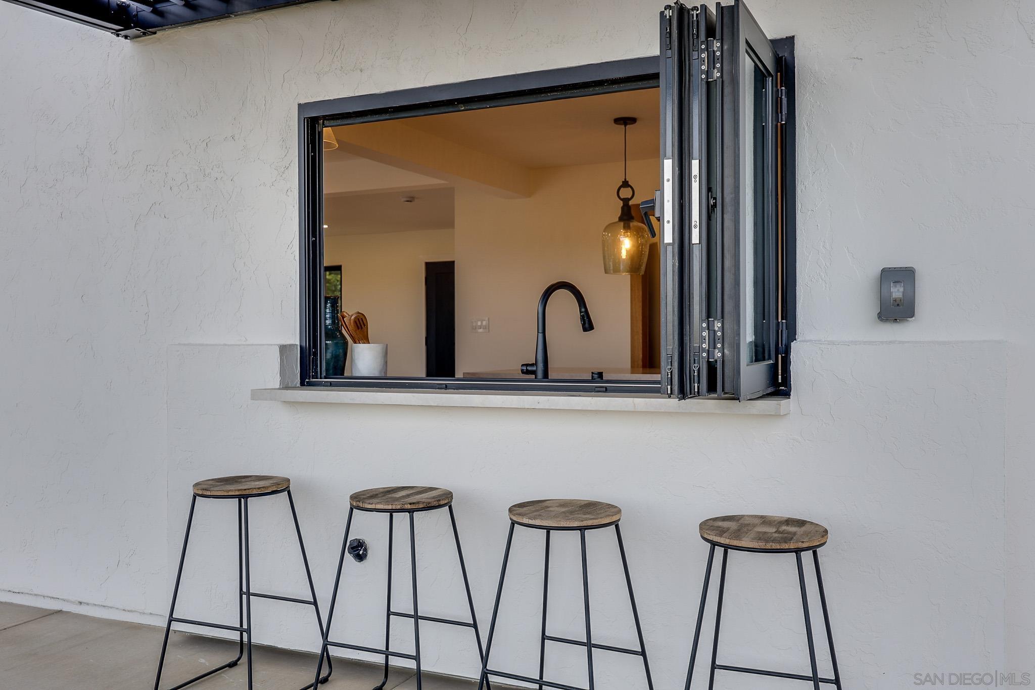 Detail Gallery Image 44 of 53 For 5777  Desert View Dr  #358-381-14-00,  La Jolla,  CA 92037 - 5 Beds | 3/1 Baths