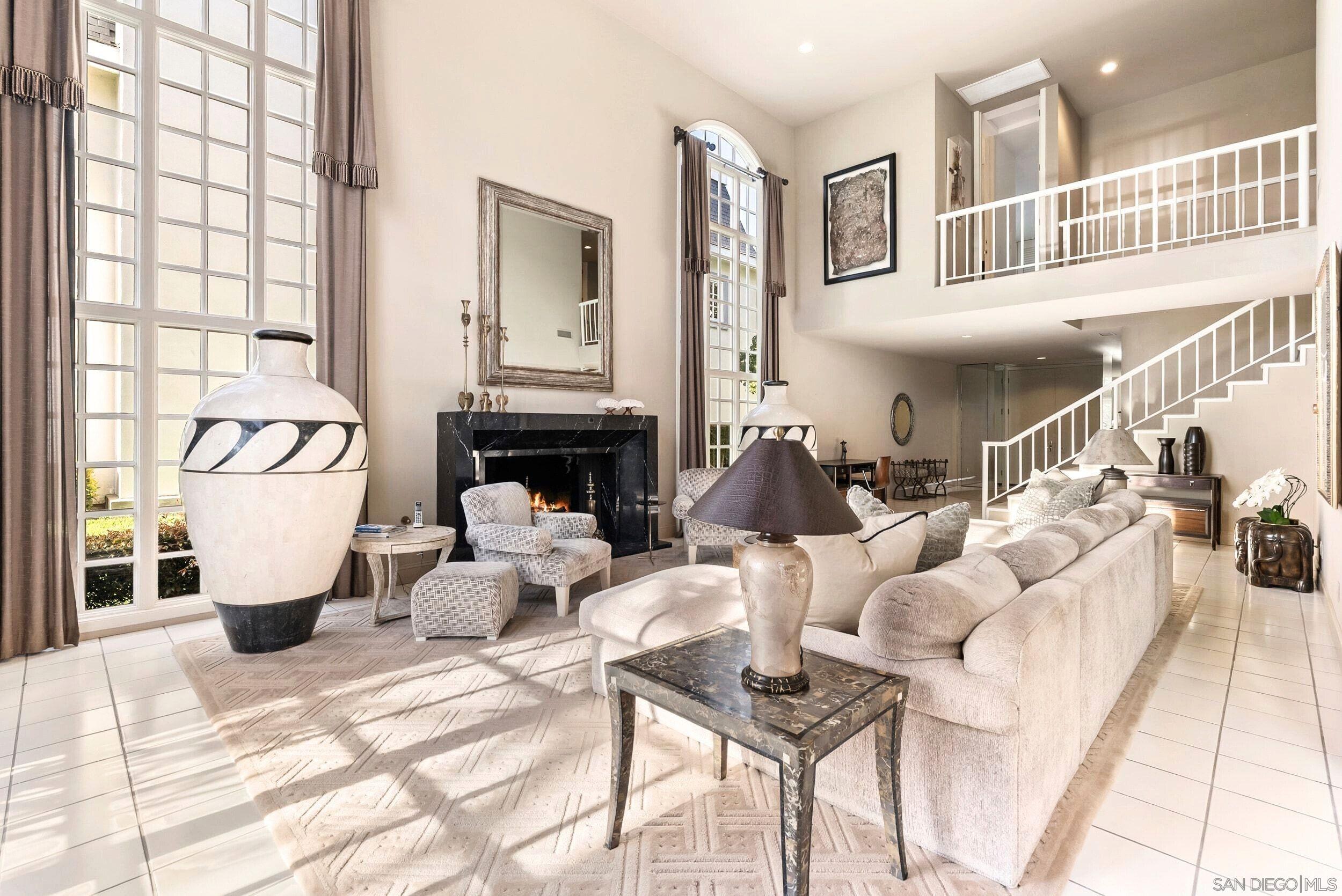 Detail Gallery Image 3 of 14 For 7437  Avenida De Palais, Carlsbad,  CA 92009 - 2 Beds | 2/1 Baths