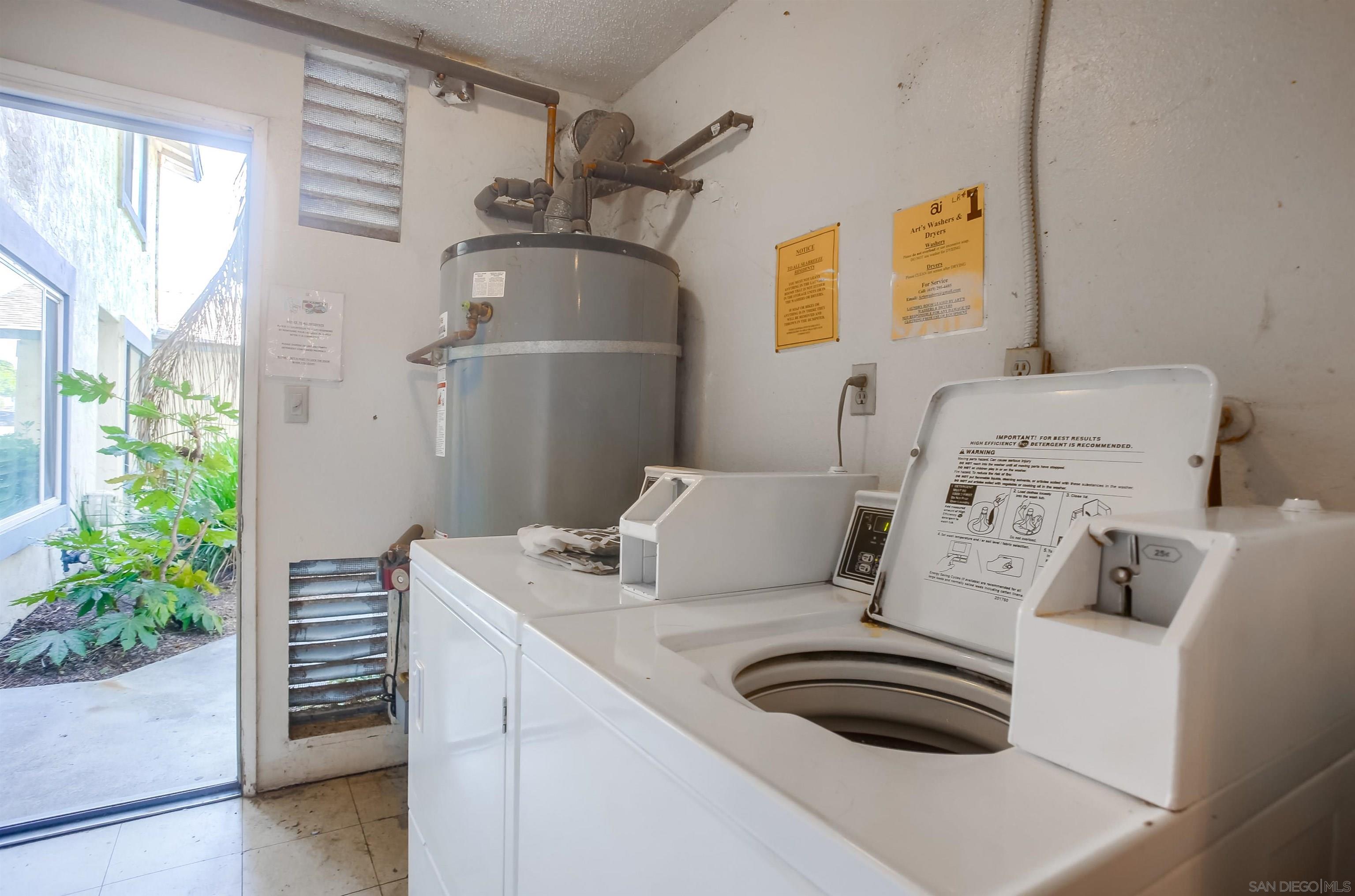 Detail Gallery Image 25 of 28 For 3466  Thunder Dr, Oceanside,  CA 92056 - 2 Beds | 1/1 Baths