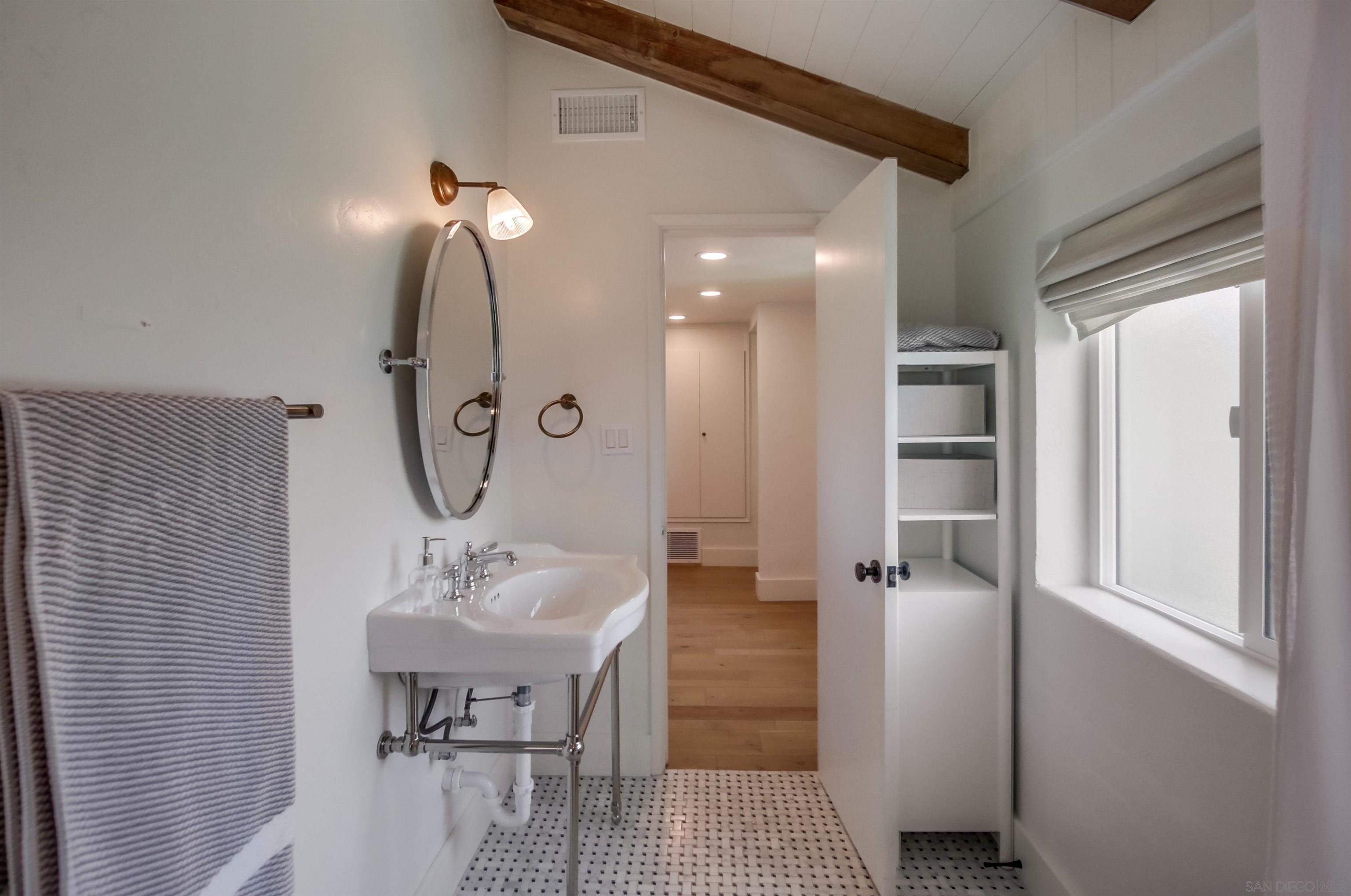 Detail Gallery Image 39 of 73 For 4242  Cosoy Way, San Diego,  CA 92103 - 4 Beds | 2 Baths