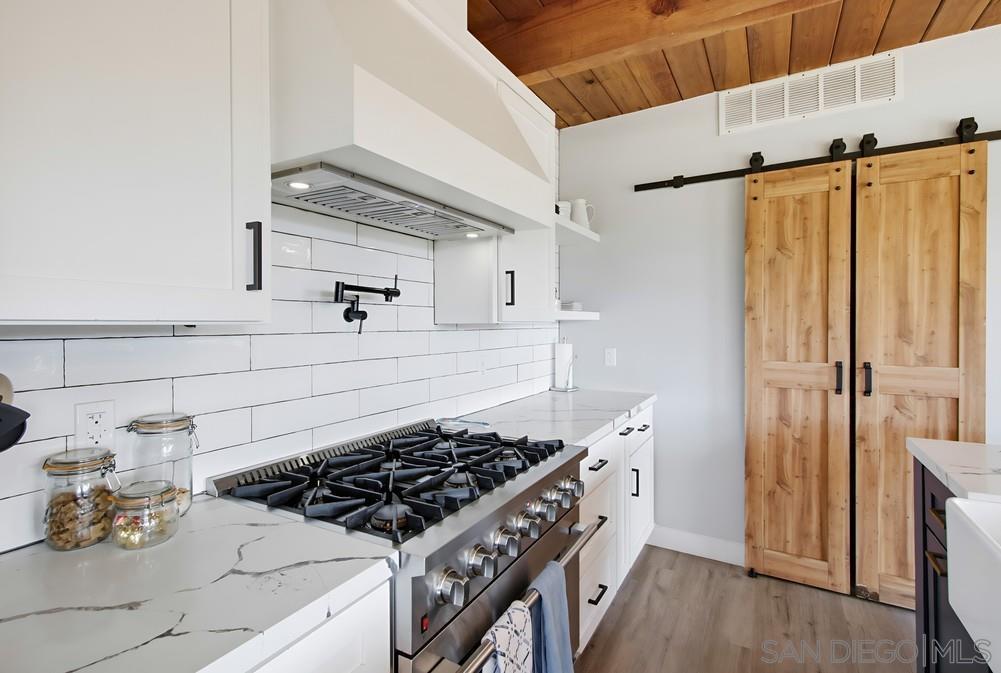 Detail Gallery Image 11 of 34 For 3558  Siembre St, Bonita,  CA 91902 - 4 Beds | 3 Baths