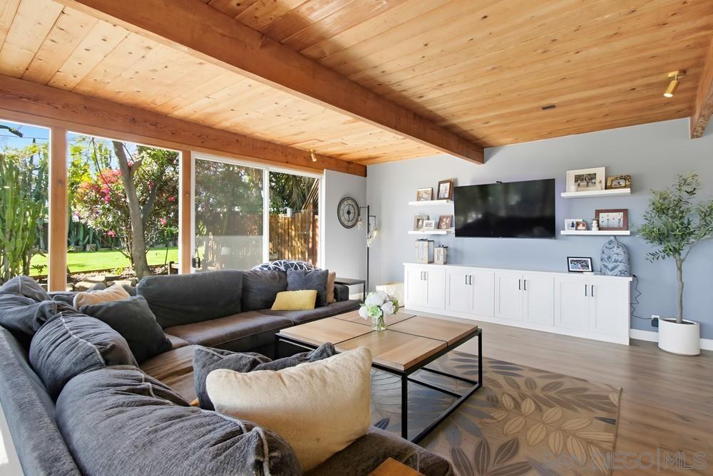 Detail Gallery Image 5 of 34 For 3558  Siembre St, Bonita,  CA 91902 - 4 Beds | 3 Baths