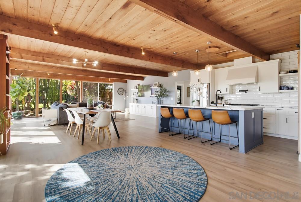 Detail Gallery Image 8 of 34 For 3558  Siembre St, Bonita,  CA 91902 - 4 Beds | 3 Baths