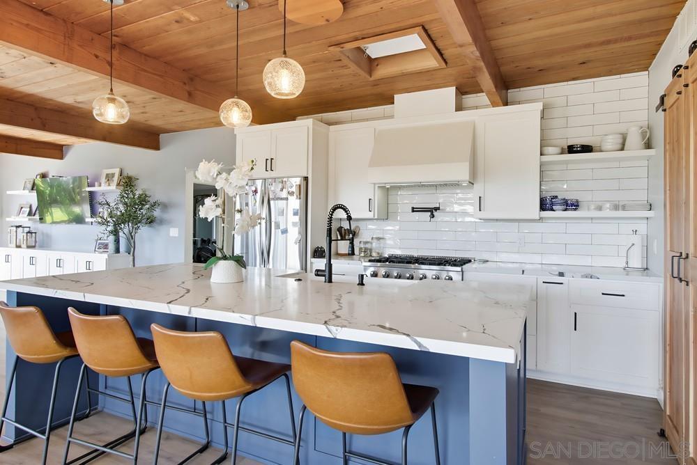 Detail Gallery Image 9 of 34 For 3558  Siembre St, Bonita,  CA 91902 - 4 Beds | 3 Baths