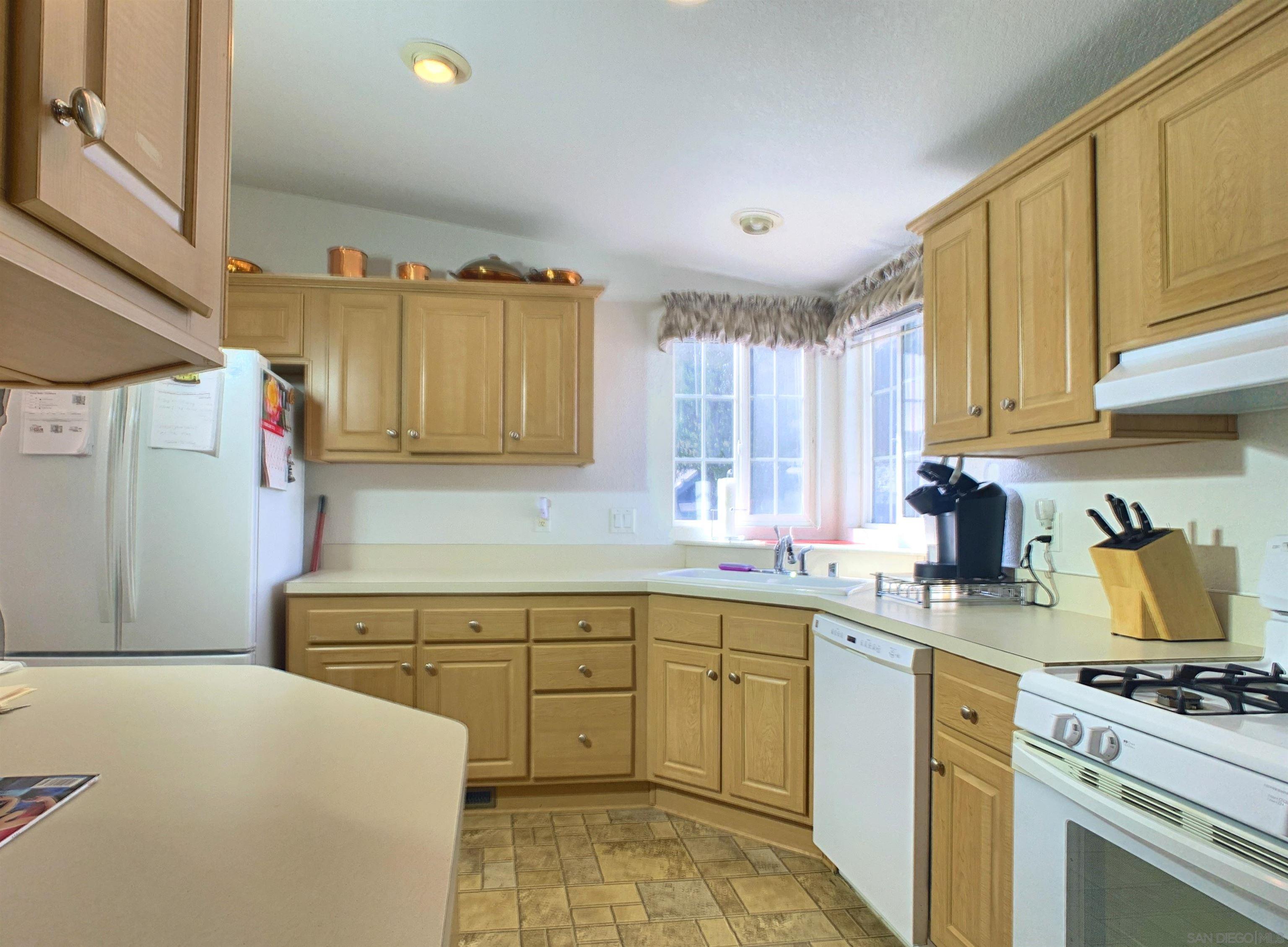 Detail Gallery Image 12 of 28 For 3505  Alpine Blvd  #57,  Alpine,  CA 91901 - 3 Beds | 2 Baths